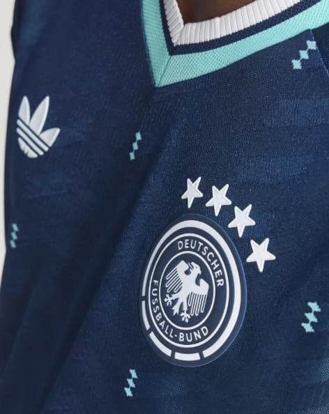 👕 Brazil's Cup rivals and world powers unveil kits; have a look