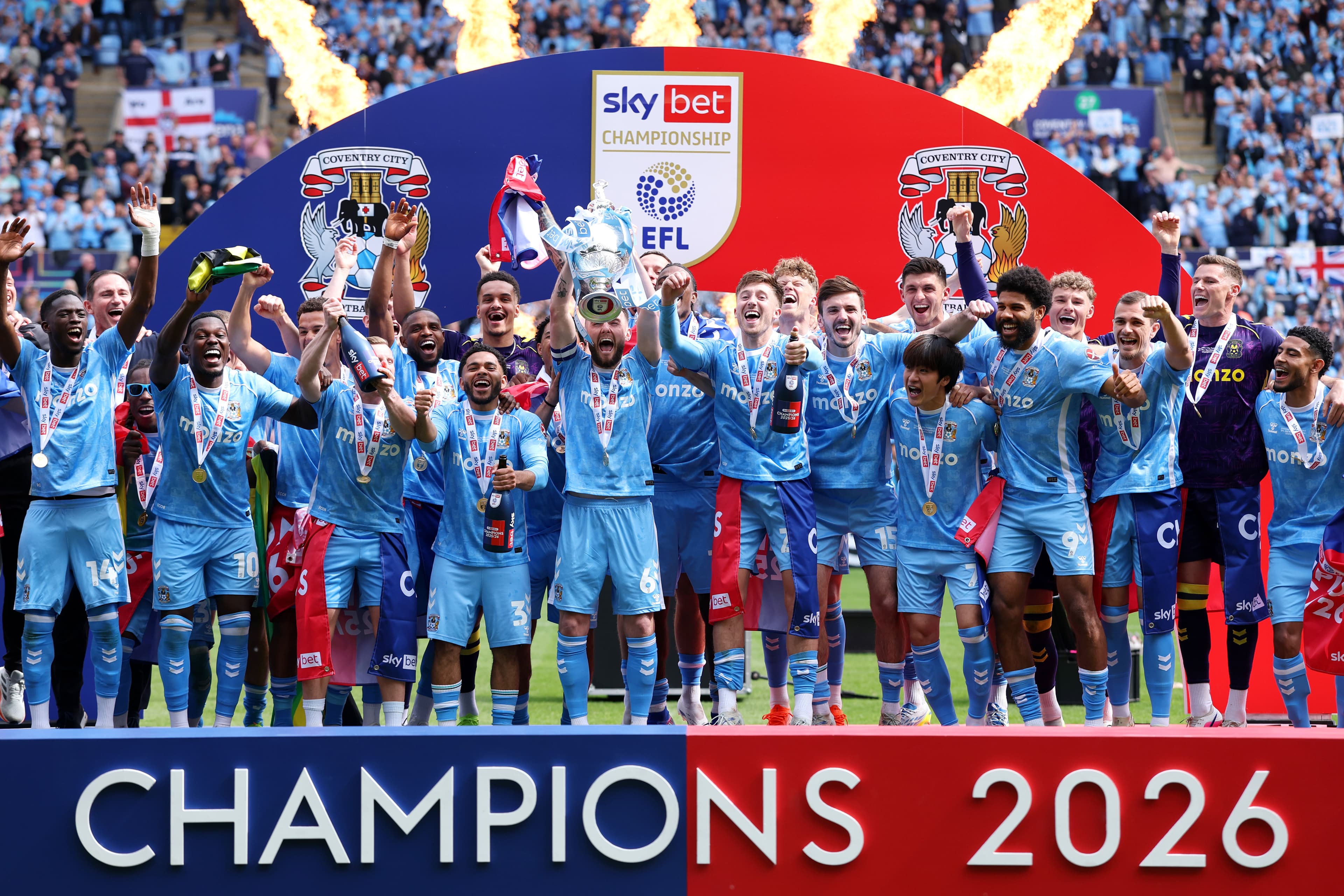 🎥 Coventry start the celebrations to cap Championship title success 🏆
