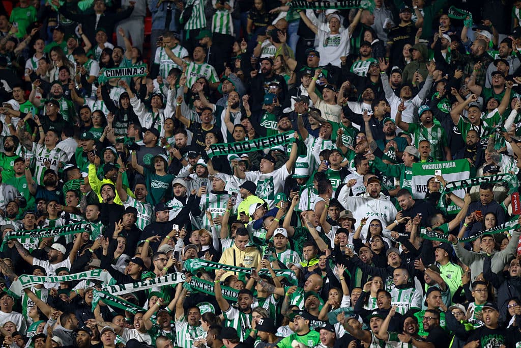 Clash between Atlético Nacional supporters and Junior leaves dead