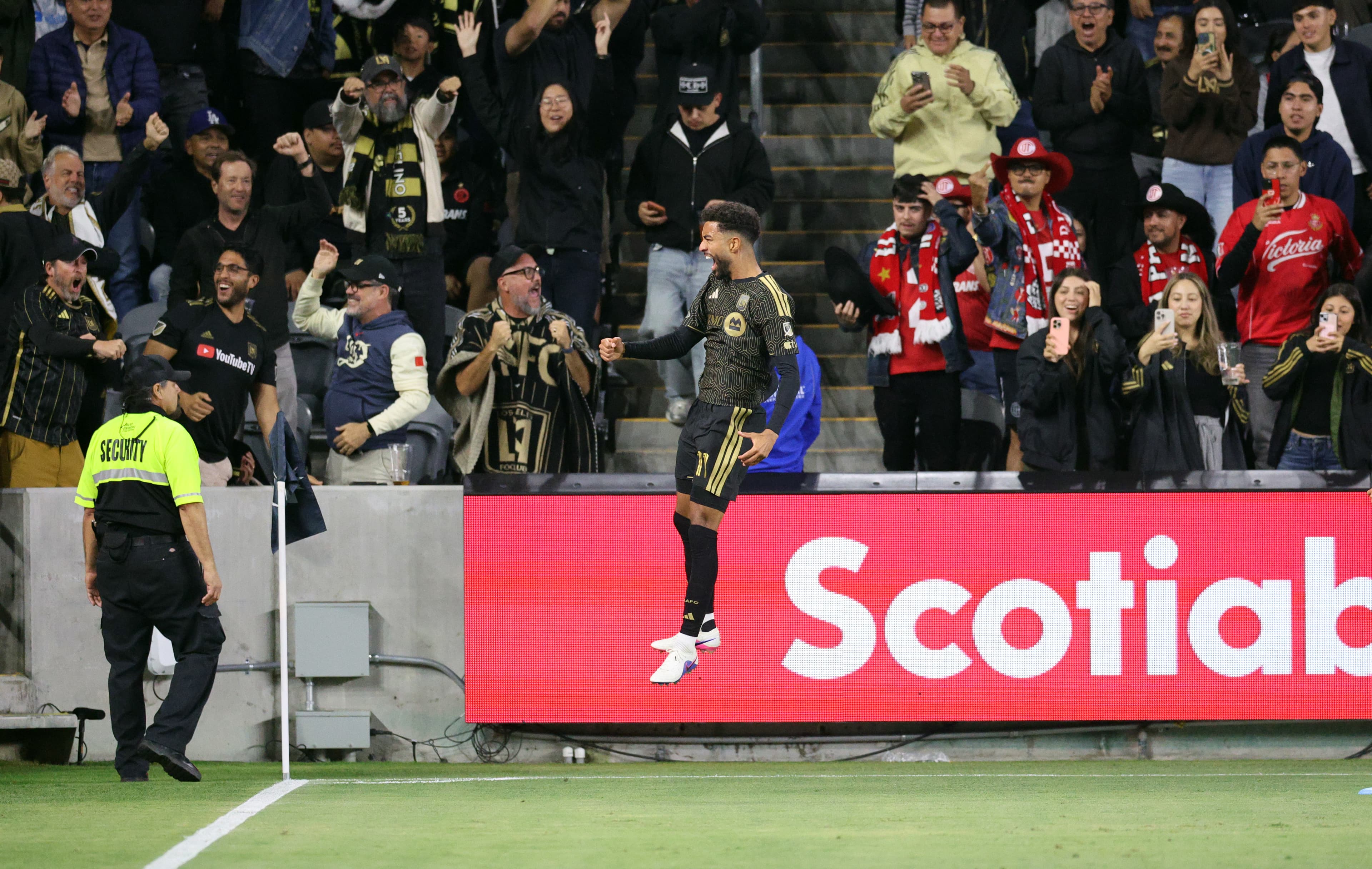 LAFC stun Toluca in stoppage time to put one foot in Champions Cup final