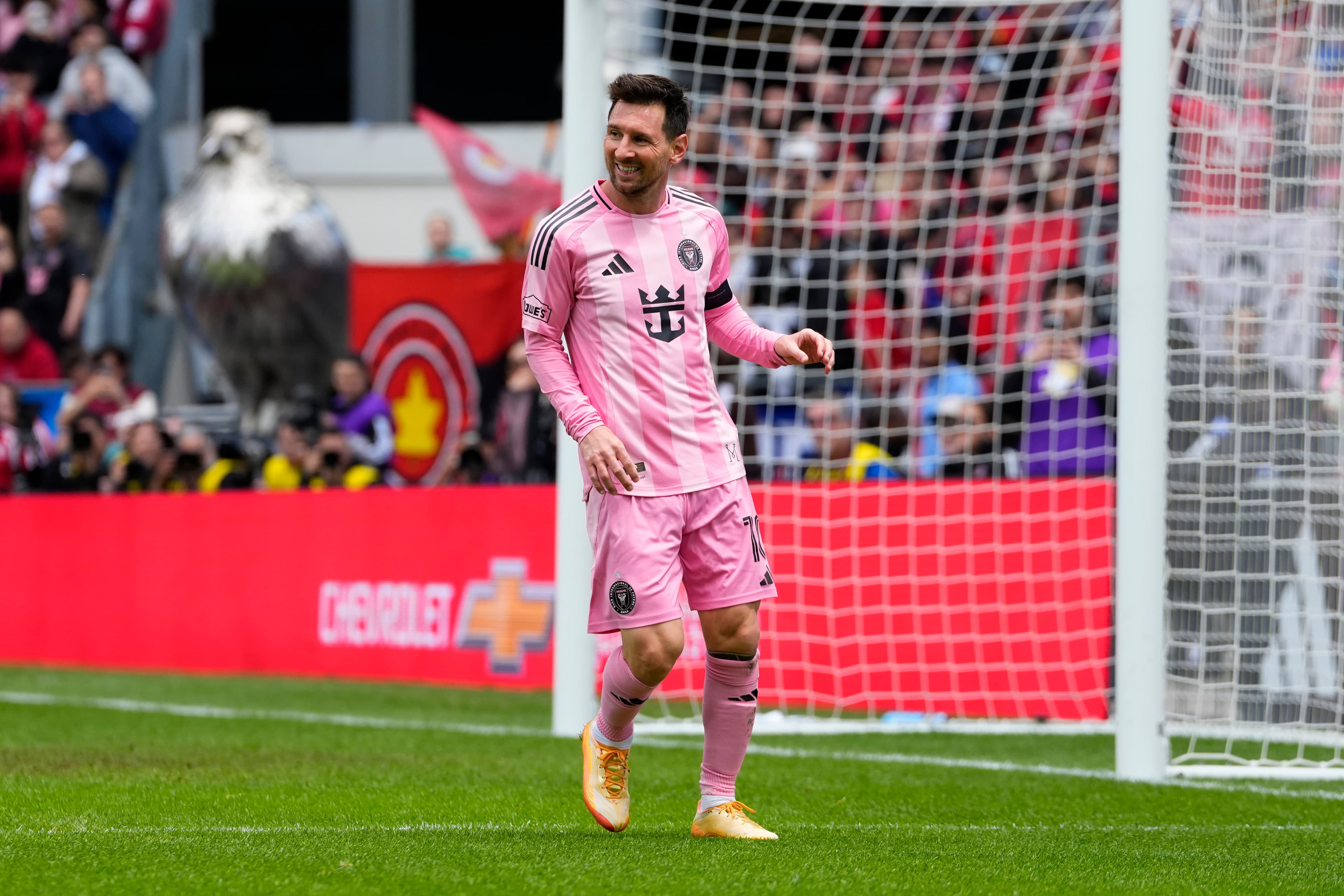 ☕️🥐 FC Breakfast: Messi at full throttle 🔥, fresh FIFA row 🥶