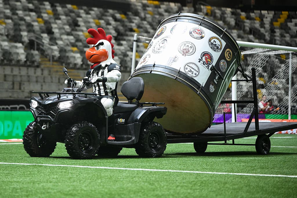 Atlético-MG and Athletico name line-ups for 10th-round clash