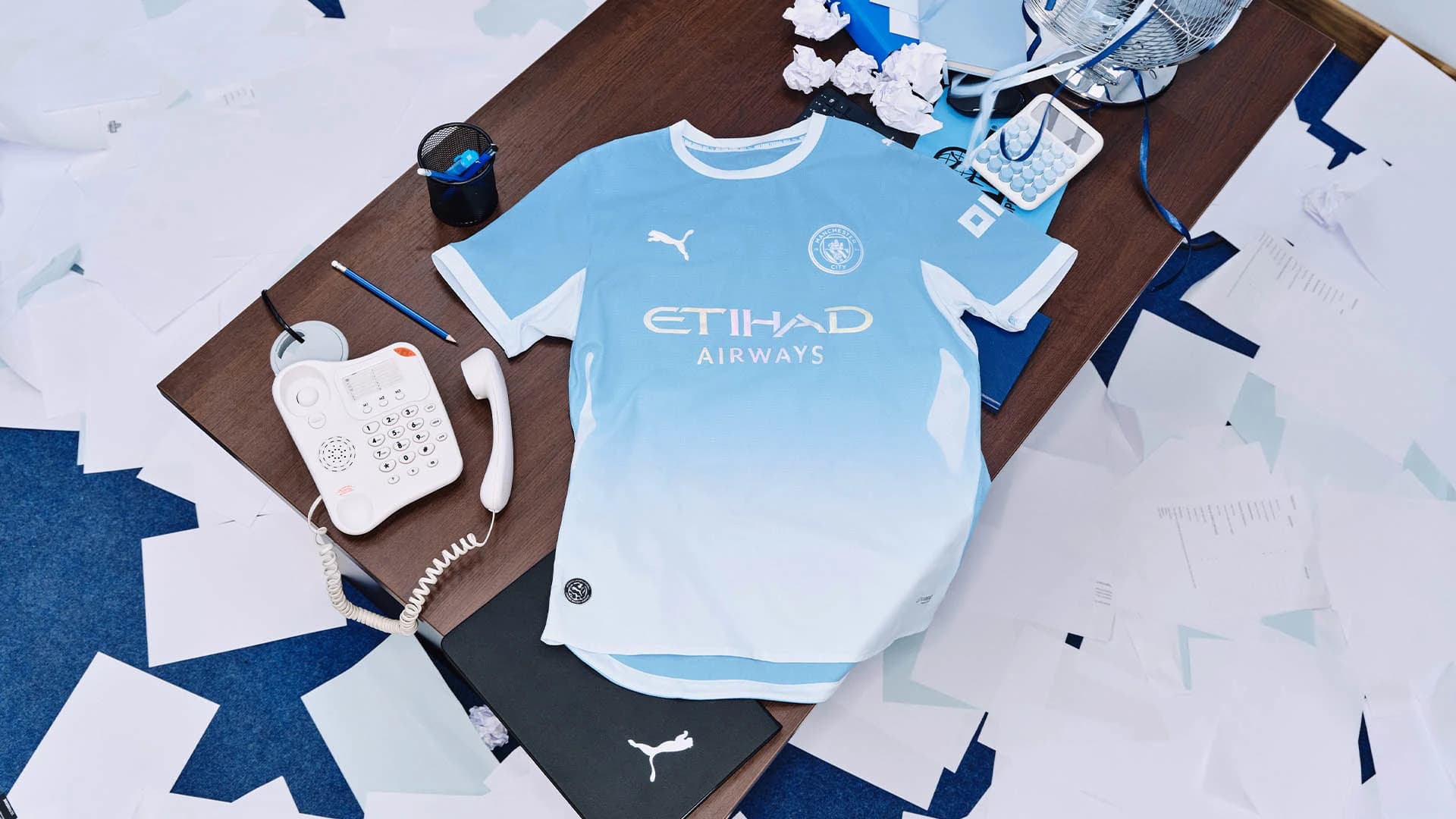 📸 Looking to the future, this is Manchester City's new shirt