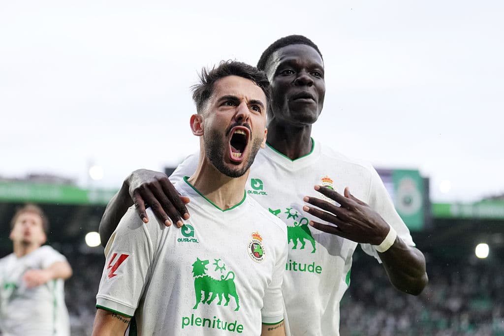 🚨 Racing de Santander return to the top flight 14 years later