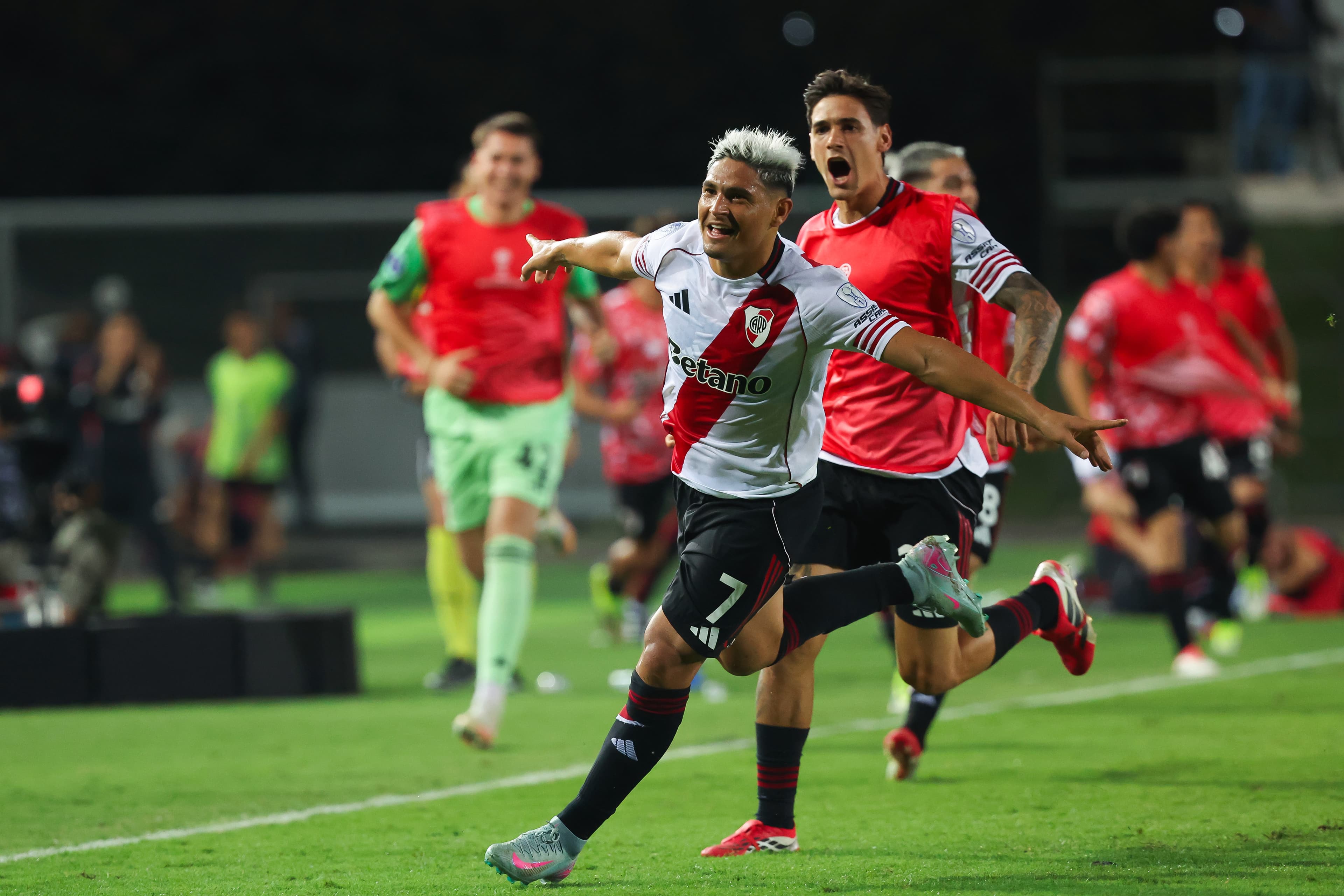 ⚽ Big wins and drama in a frantic Copa Sudamericana night