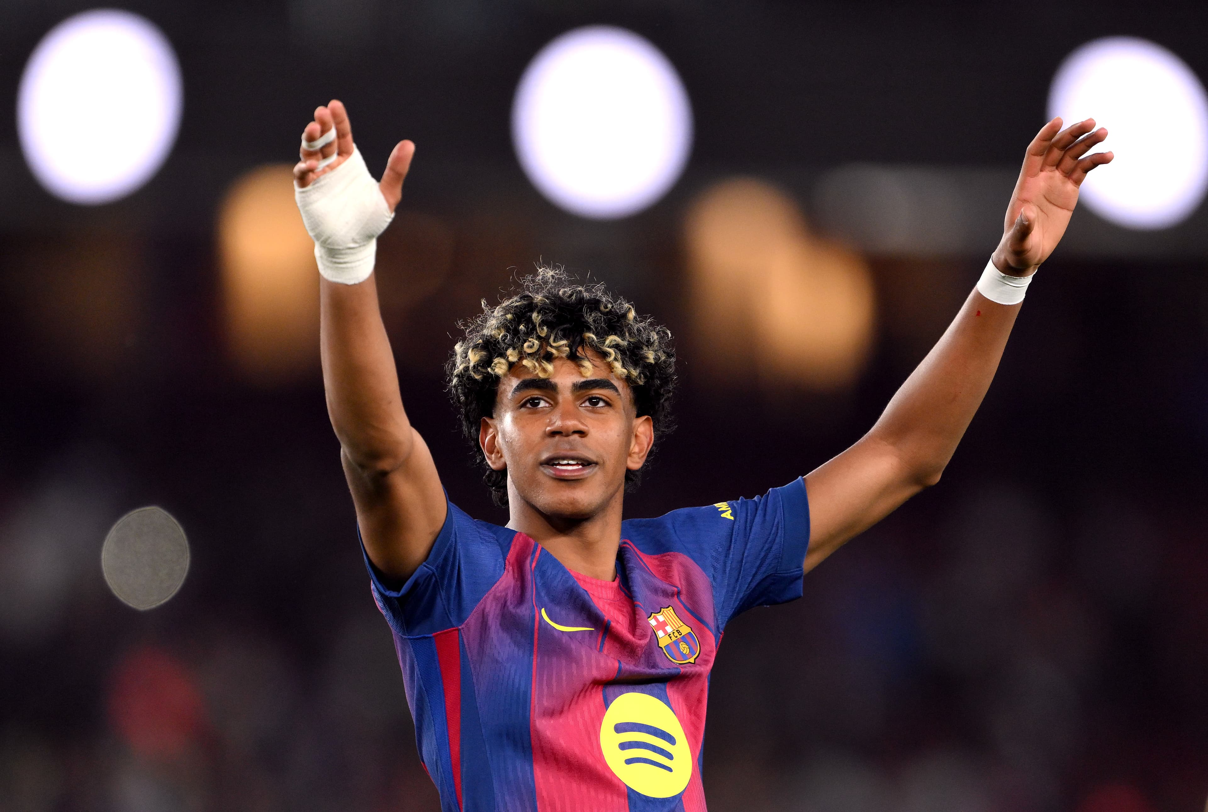 🚨 Barcelona win their 29th Spanish league title