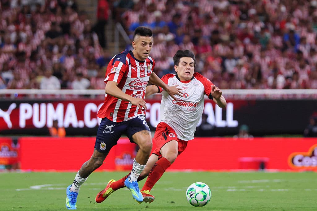 Chivas draw with Atas after a controversial finish