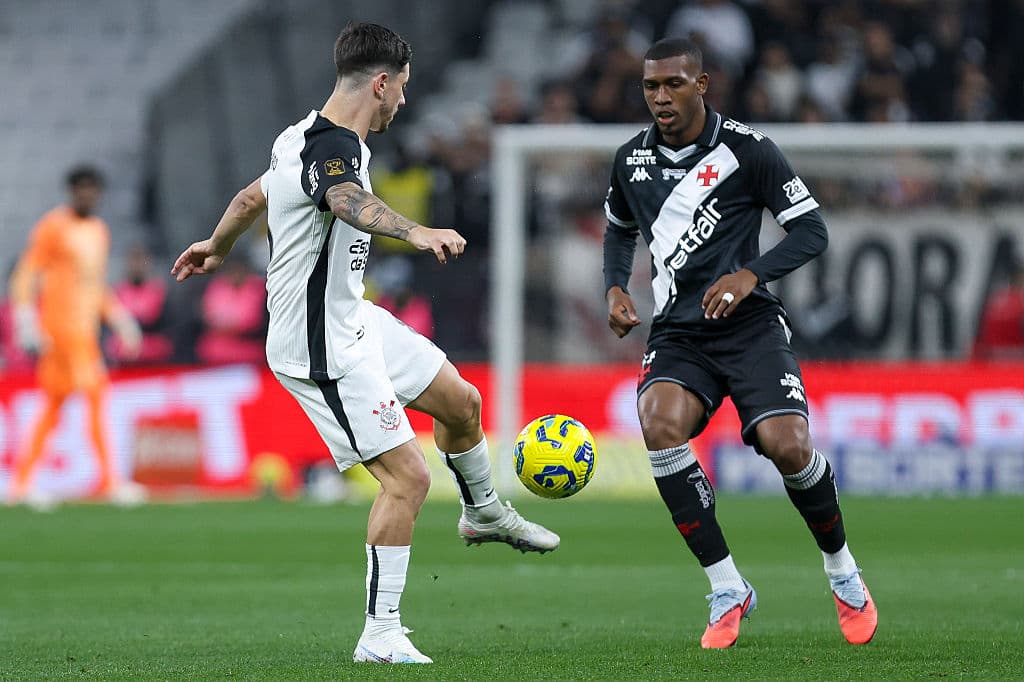 Corinthians v Vasco: how Diniz and Renato may line up