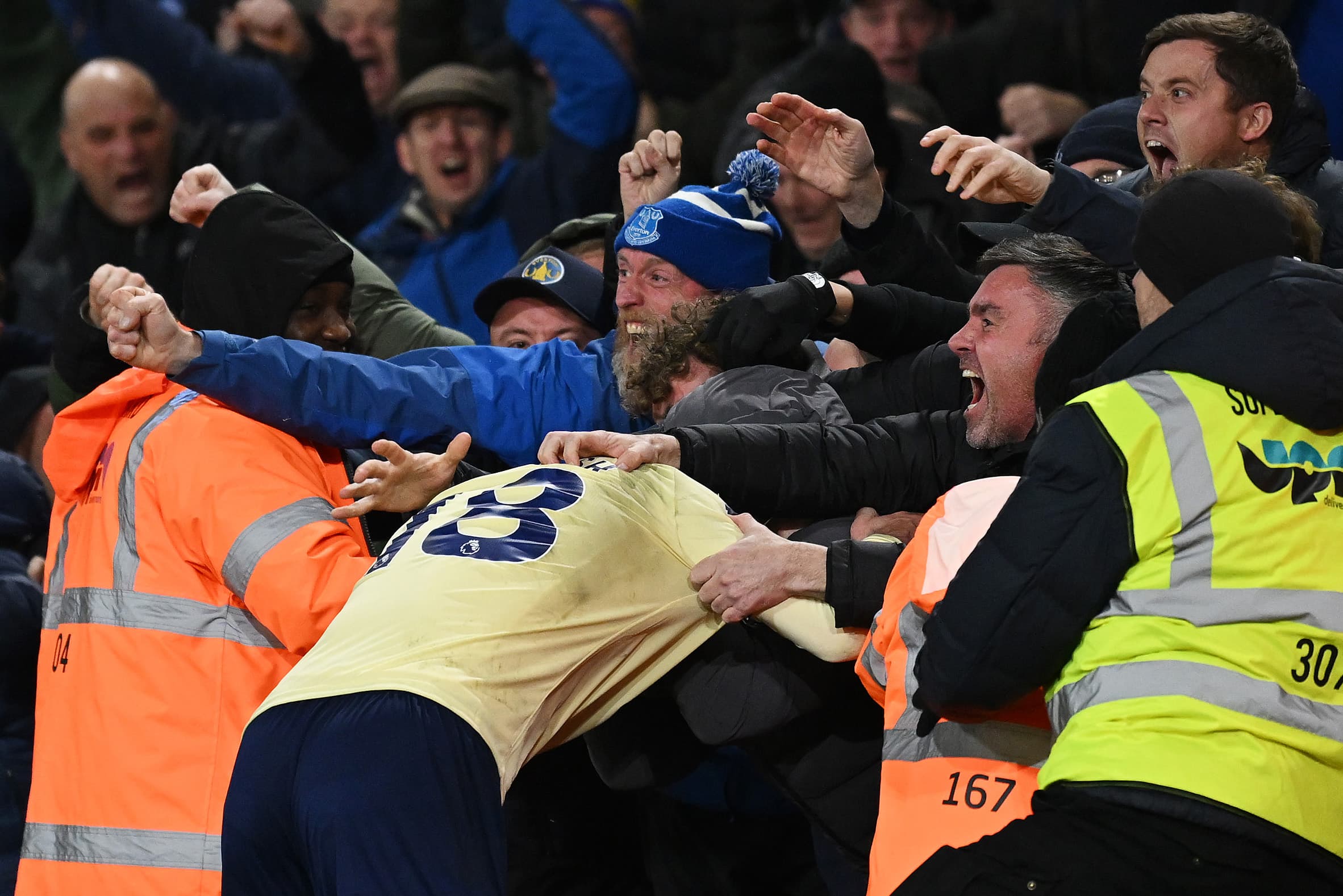 30-0 on opening day! Top-flight start goes utterly wild