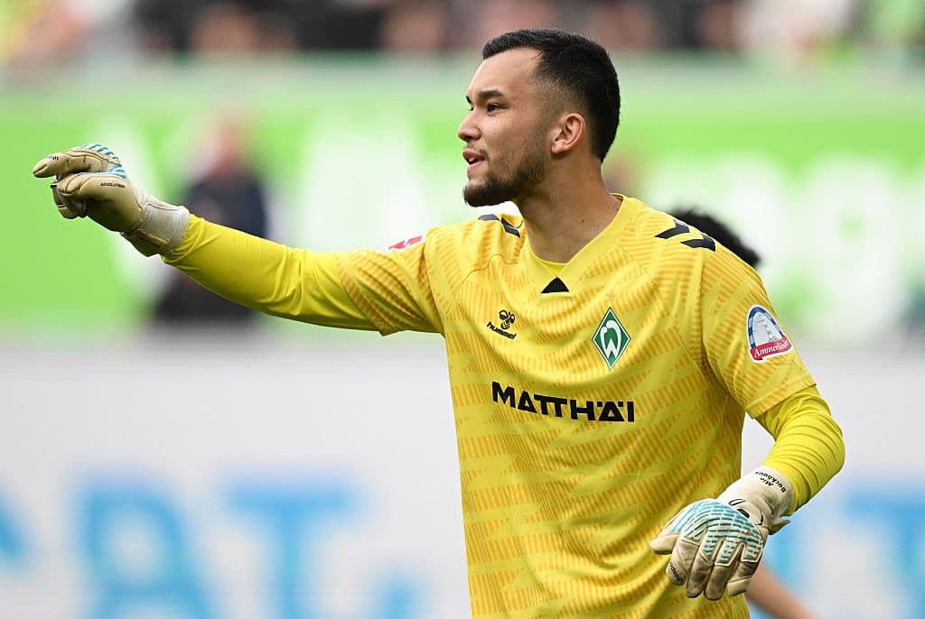 Can only make the wrong choice: Germany's next gem has doubts