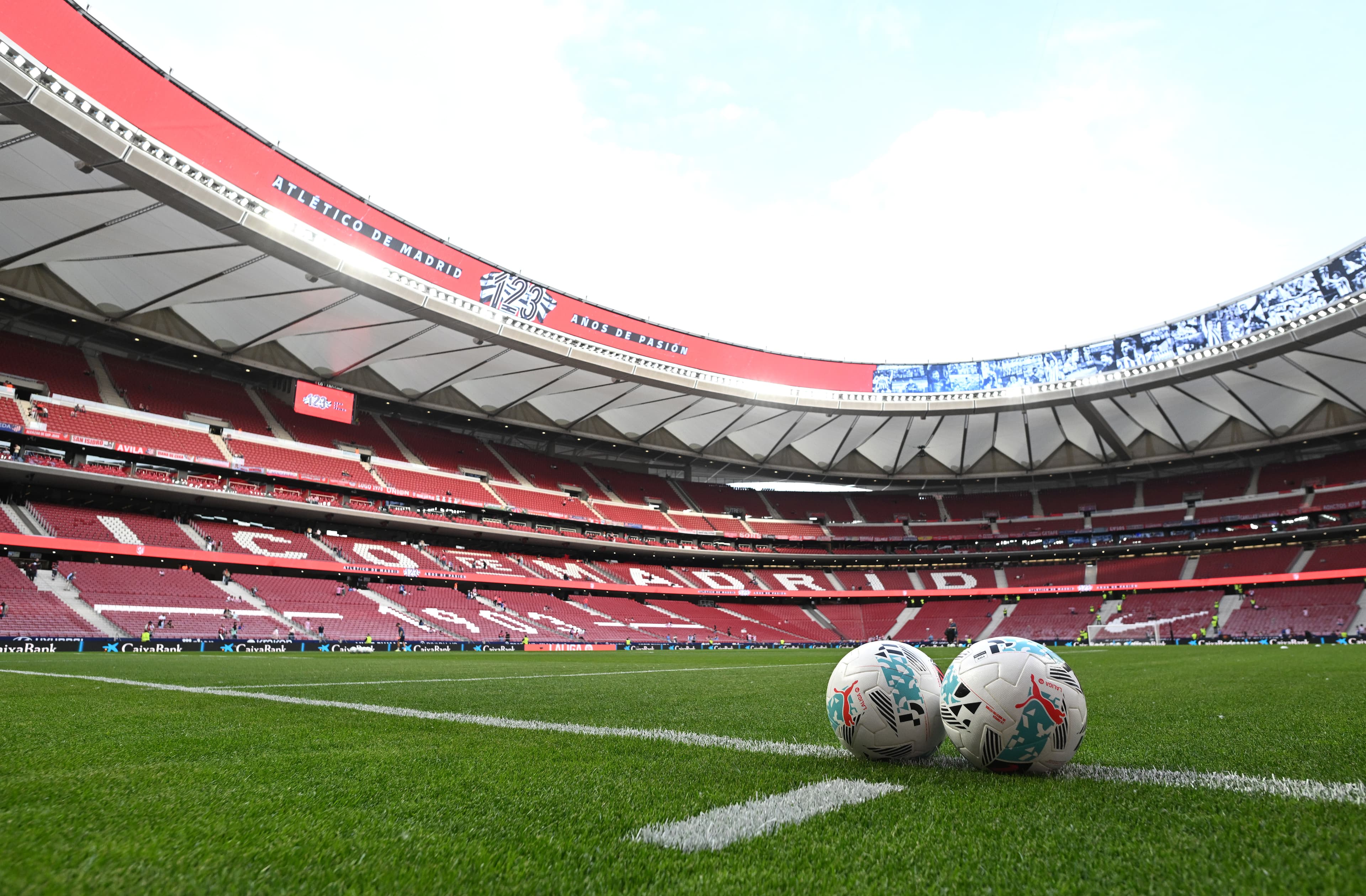 🎥 In perfect nick, the Metropolitano pitch ready for Arsenal 🌿