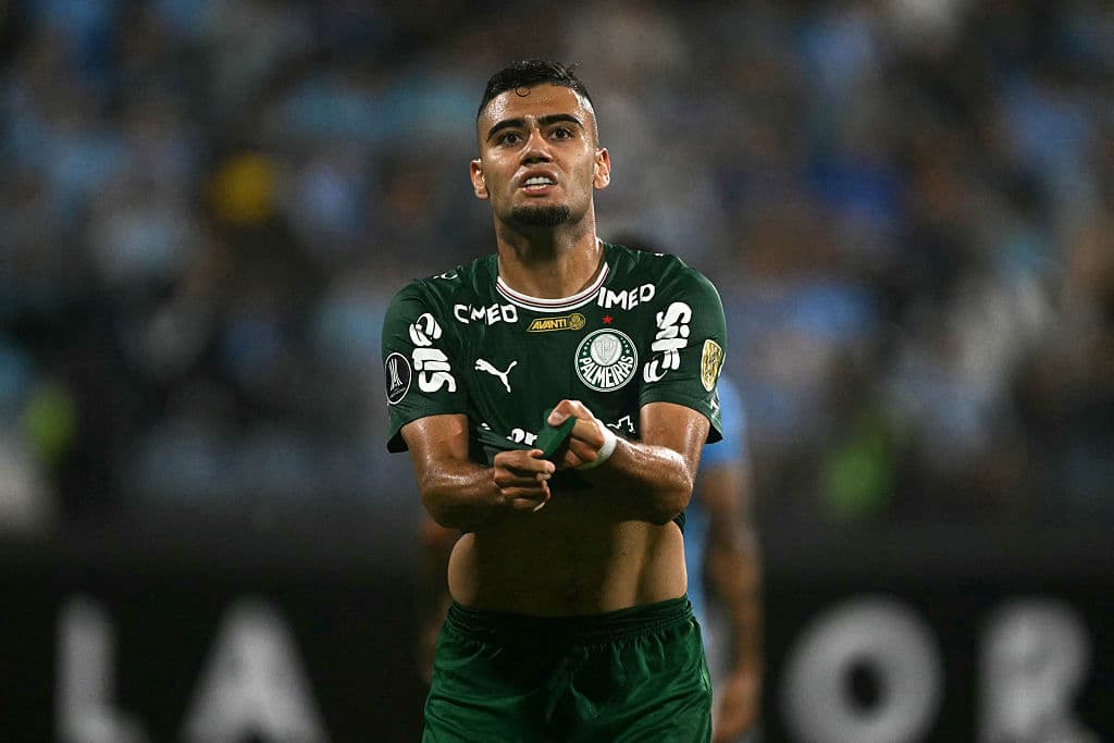 📹 Palmeiras director slams refereeing, cites rule over disallowed goal