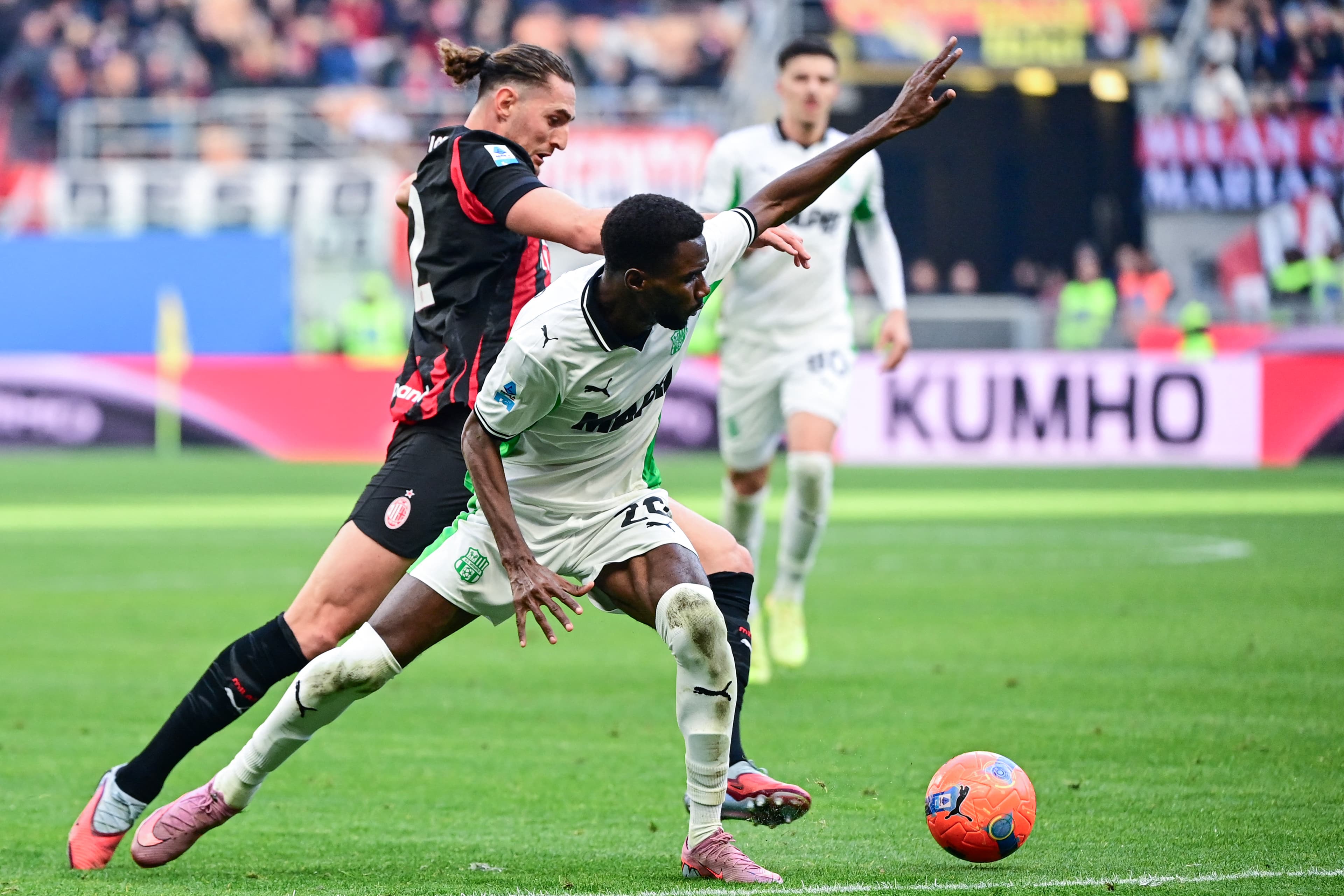 ✅ Sassuolo v Milan teams: Jashari for Modric, Pulisic out! Leao, Turati 👀