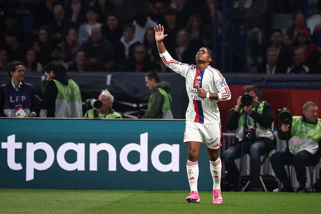 Hey, Ancelotti! Endrick terrorises PSG, goal and assist 📹