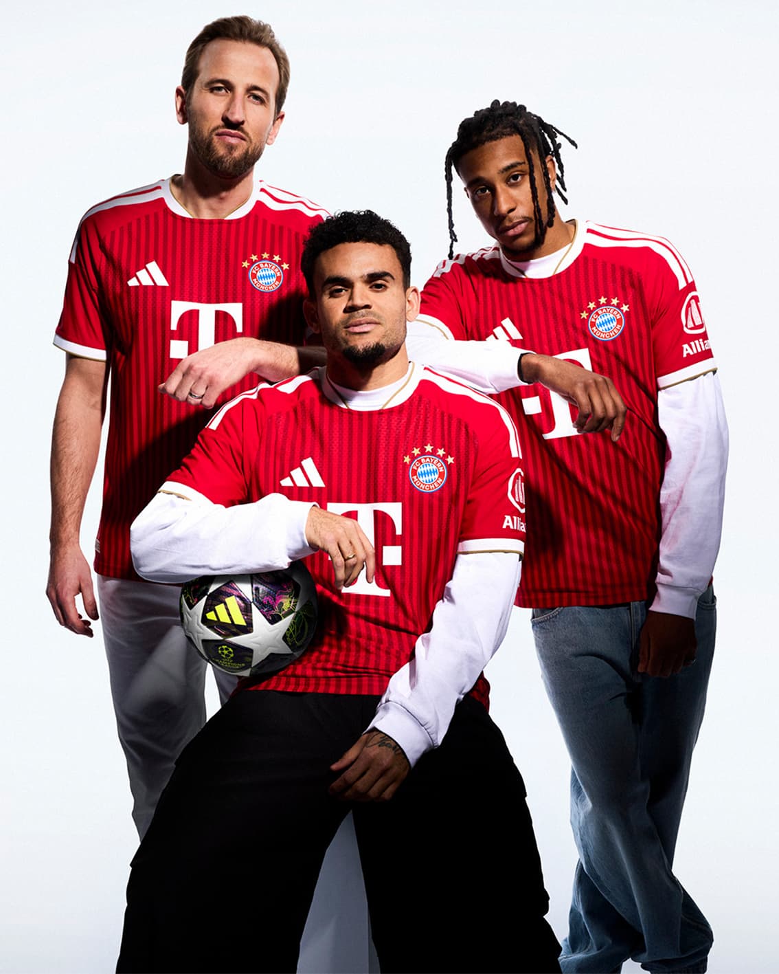 📸 Bayern Munich unveil their 2026/27 kit 🔴🔴