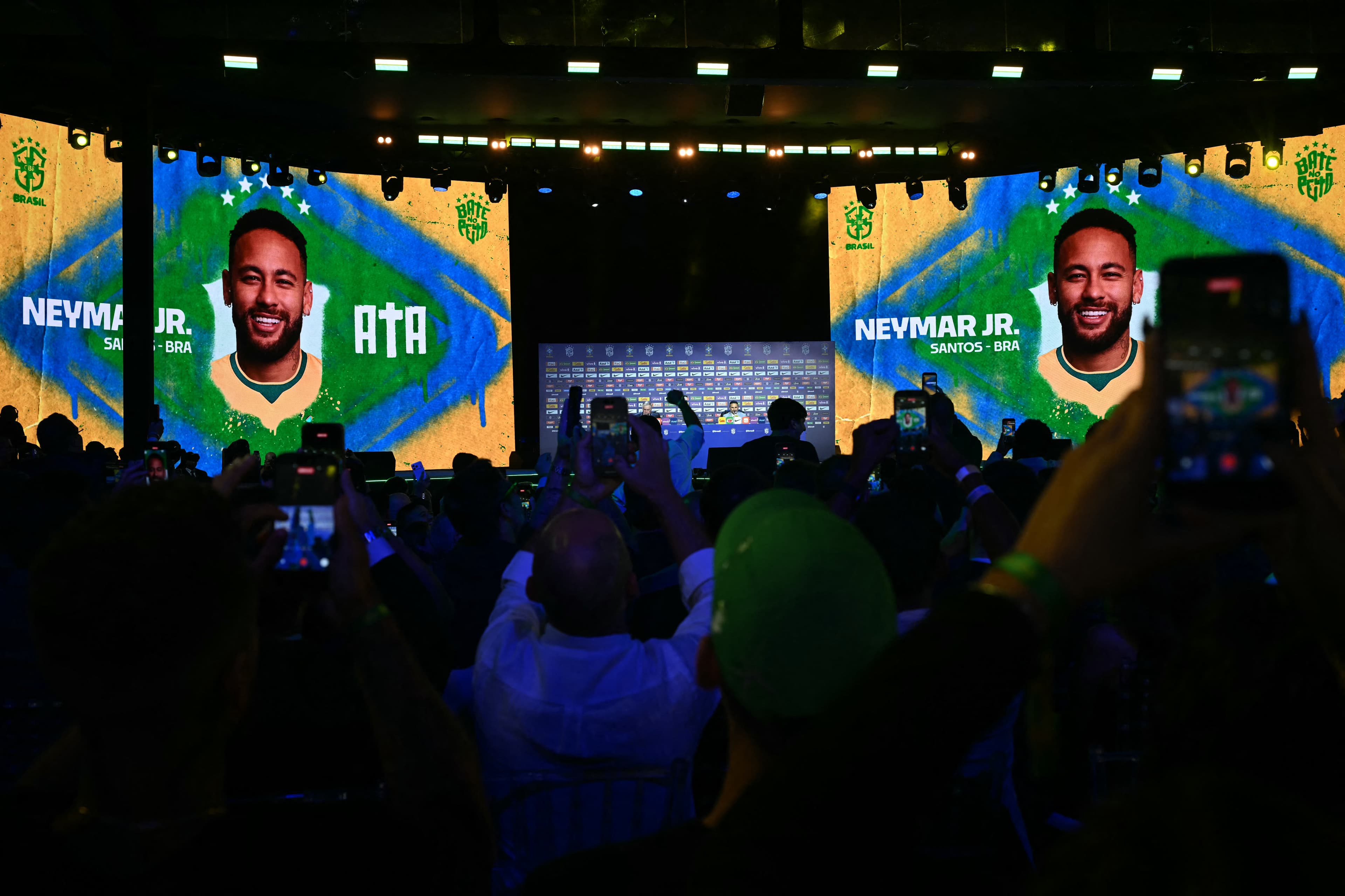 ☕️🥐 FC Breakfast: Neymar madness 🥹, Hincapié's gesture 😭
