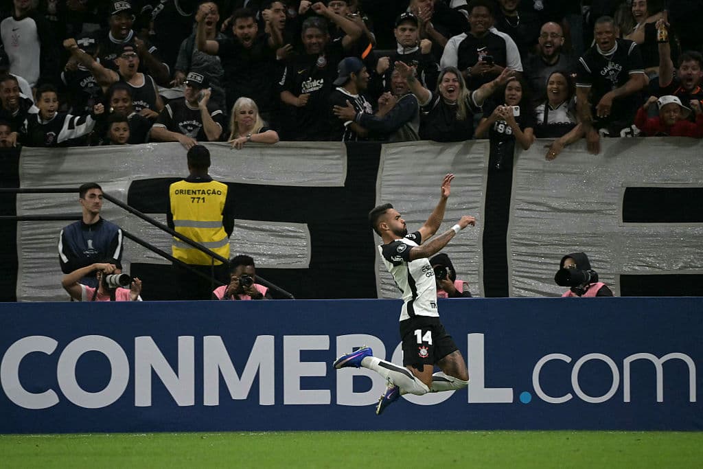 🎥 Corinthians deadly in the air, beat Santa Fe, stay perfect in Liberta