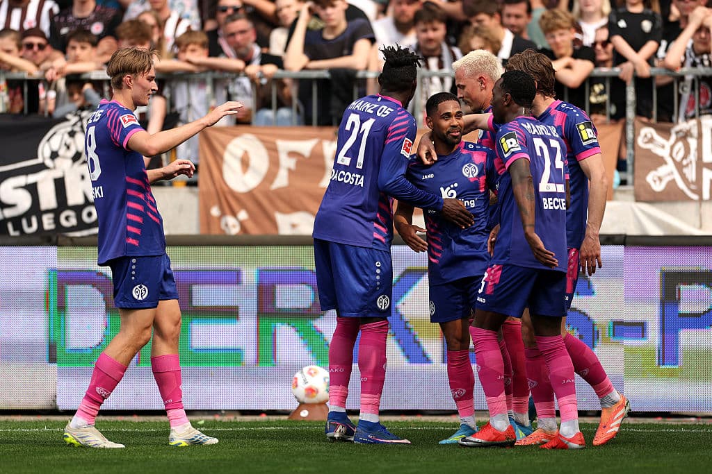🙃 Boos in Hamburg: are St. Pauli already done for?