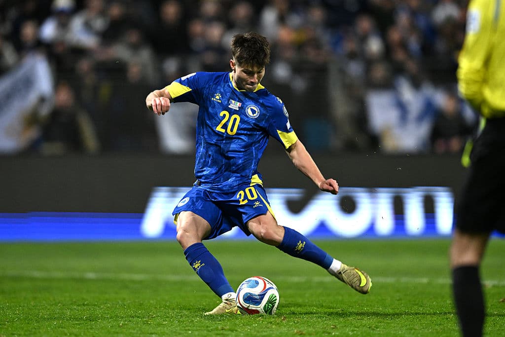 🐣 Wonderkid of the week: Esmir Bajraktarevic 🇧🇦