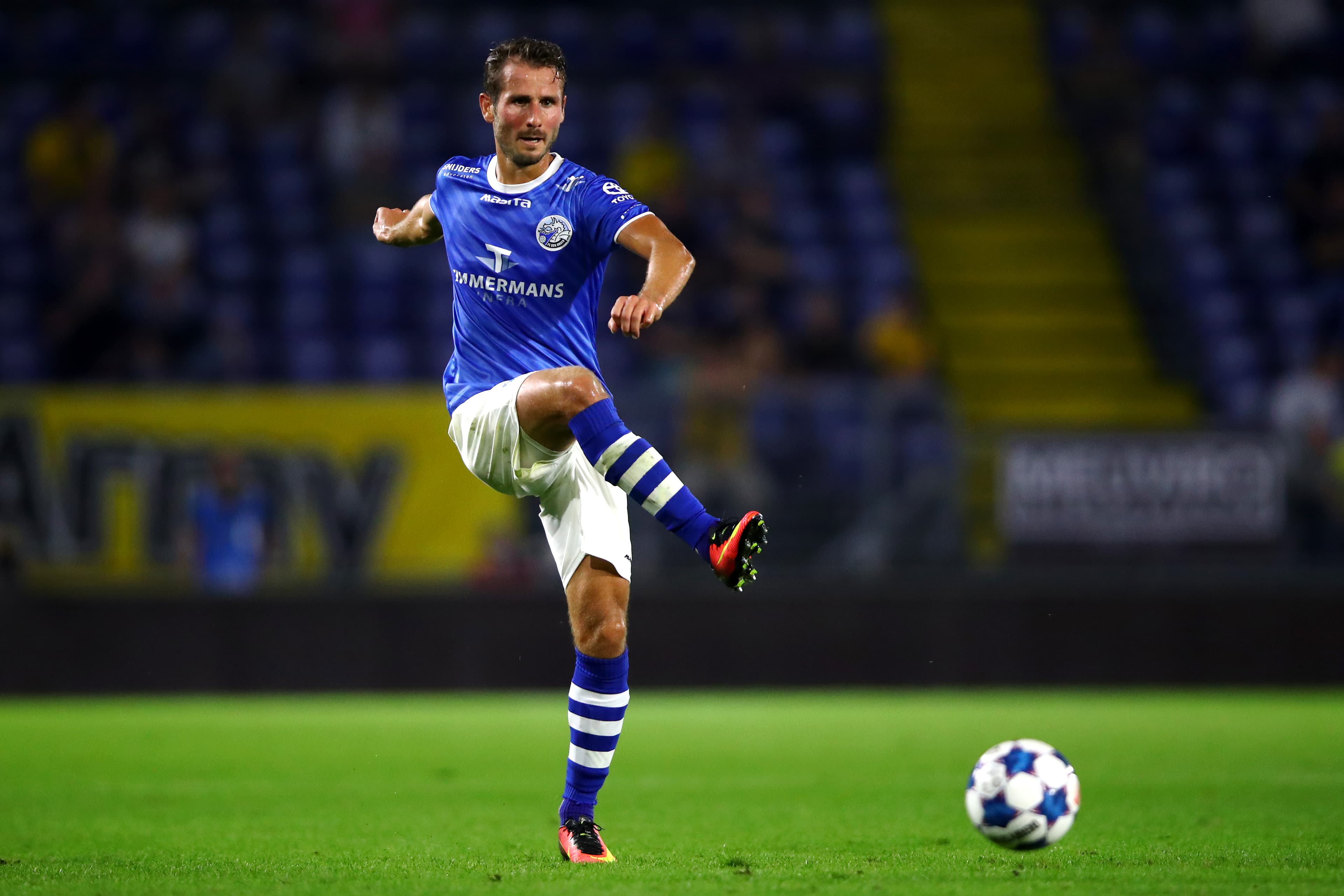 WTF: to stay in the promotion race, this club has to lose 🤯