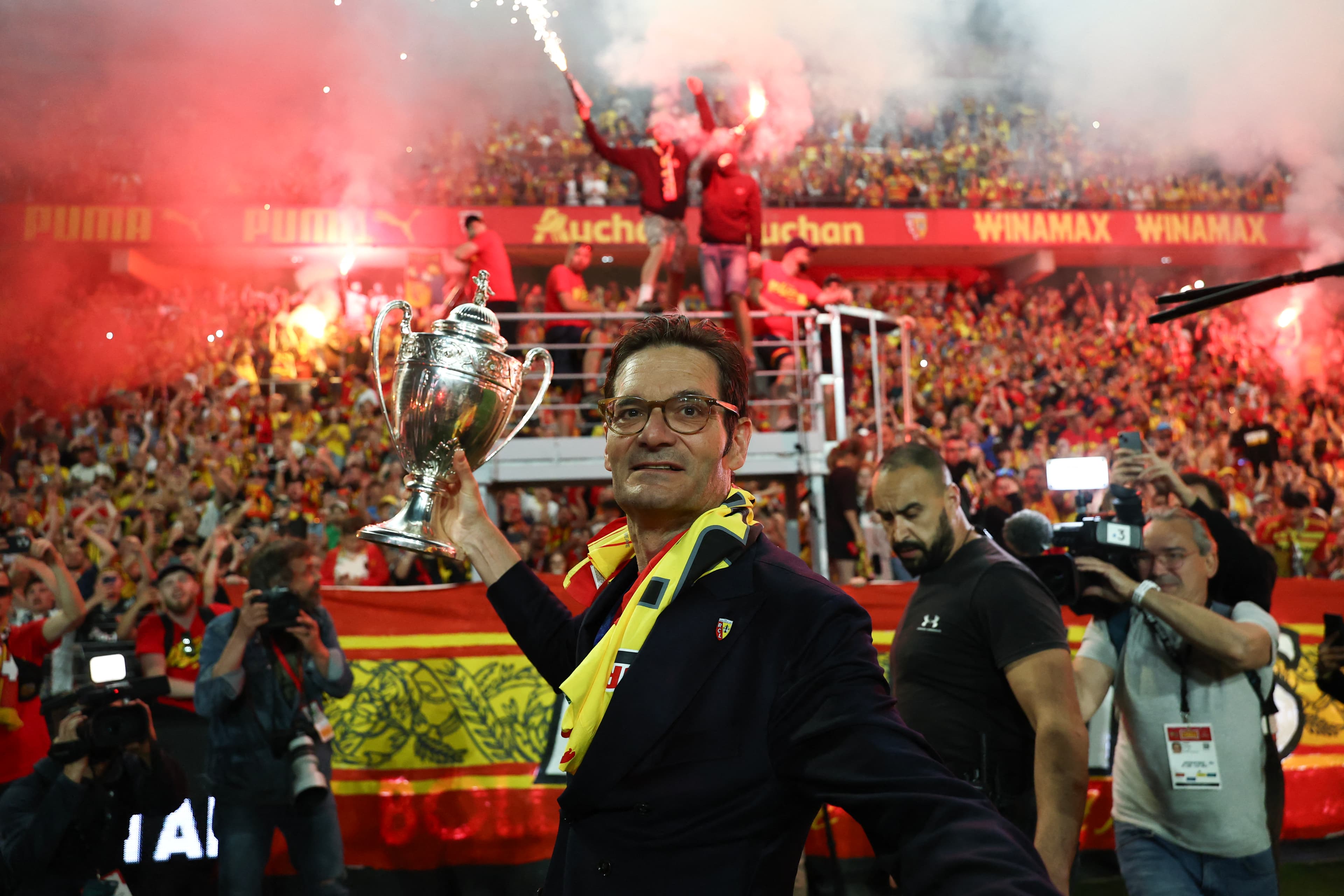 📹 120 years is a long wait: Lens go wild over first cup win