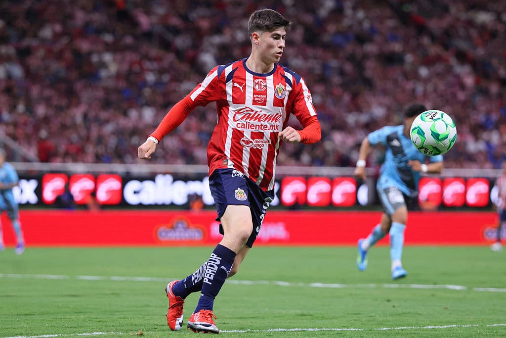 Armando González discusses his departure from Chivas