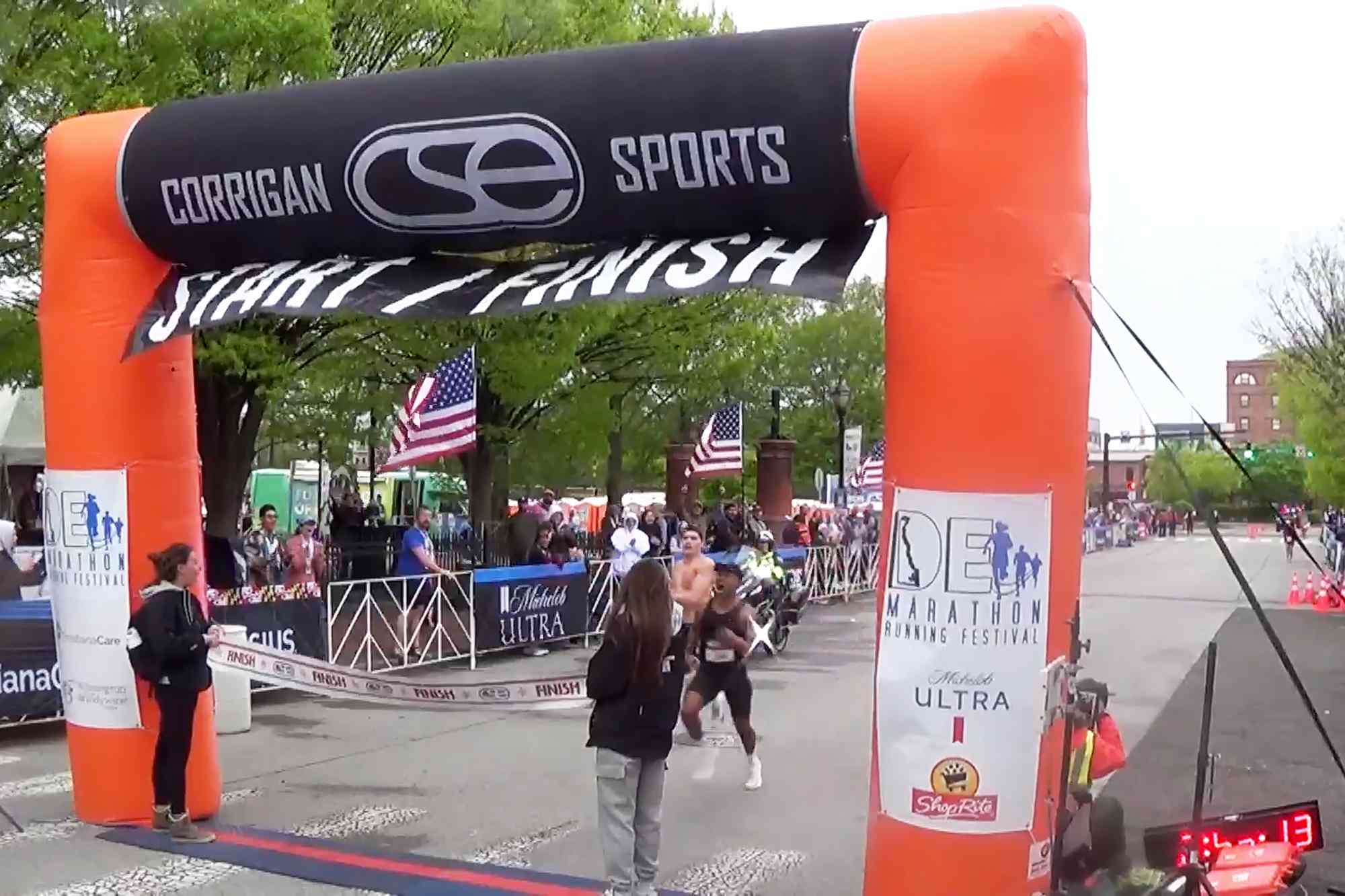 Marathon Runner Celebrates Too Soon and Loses Race Feet from Finish Line: 'Gotta Run Through the Tape'