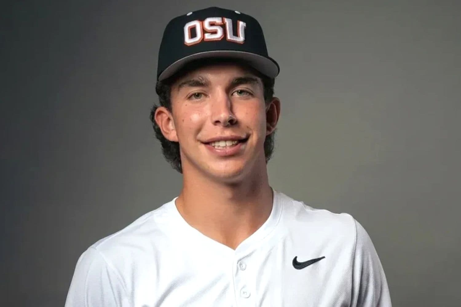 19-Year-Old Oregon State Pitcher Leaves the Hospital 2 Weeks After Suffering Traumatic Brain Injury in Car Accident