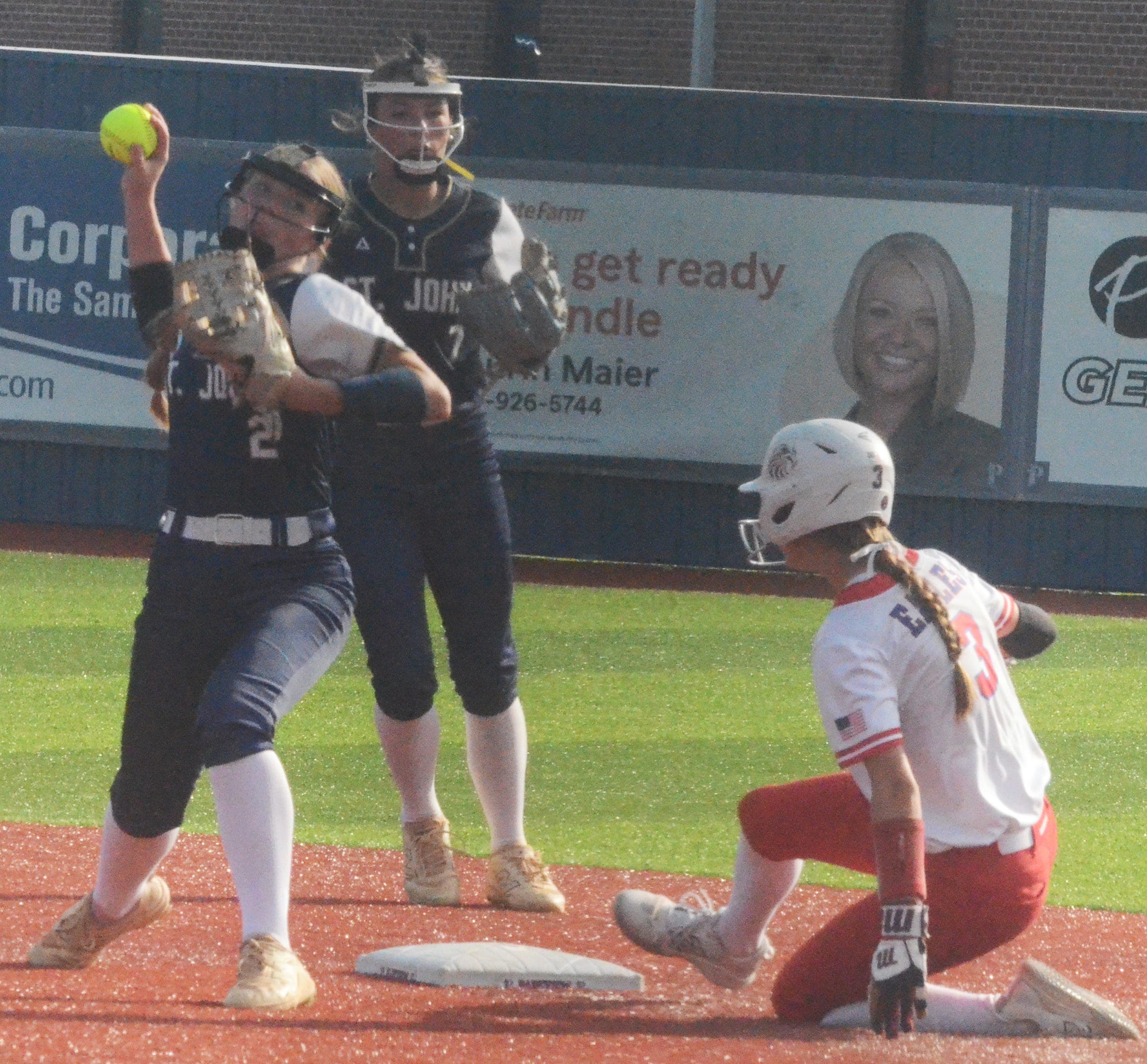 St. John Lady Eagles go 2-2 in softball action