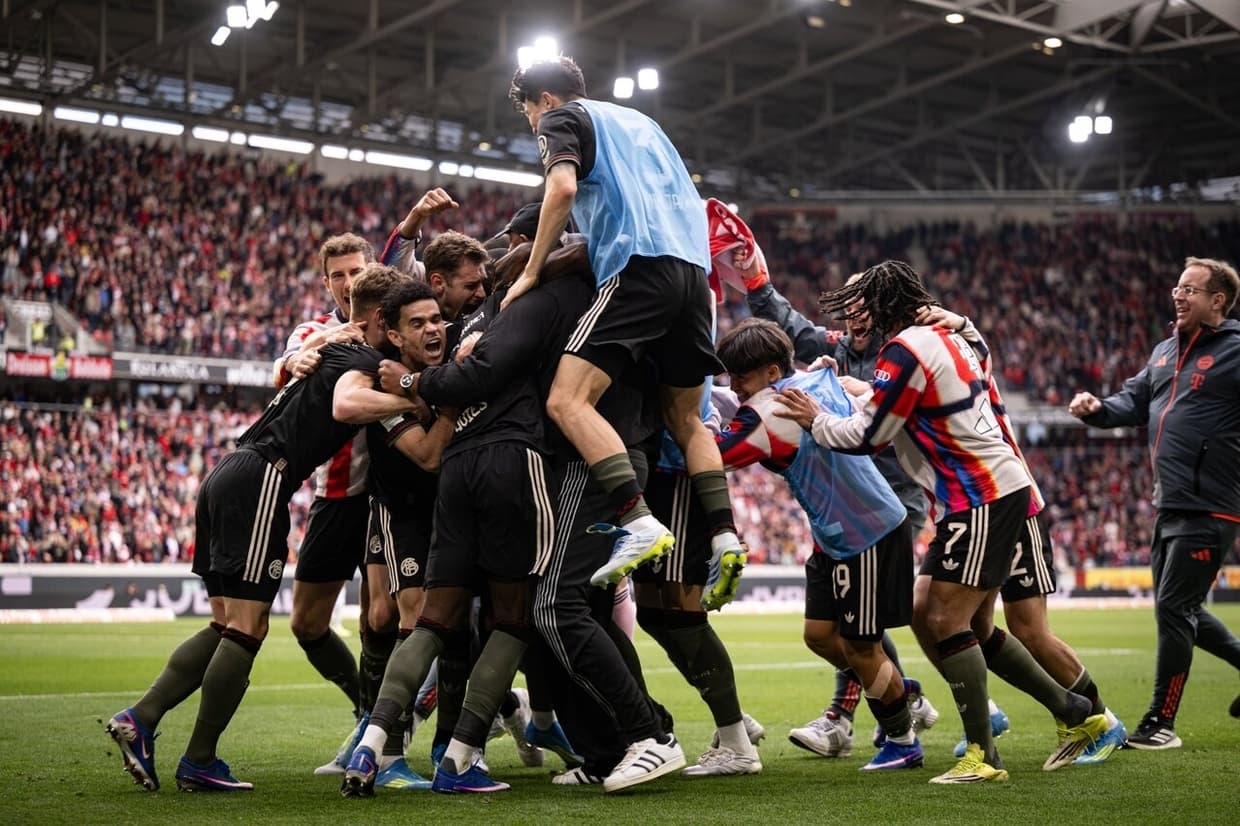 Bayern Munich fastest ever to 100 Bundesliga goals after Freiburg win
