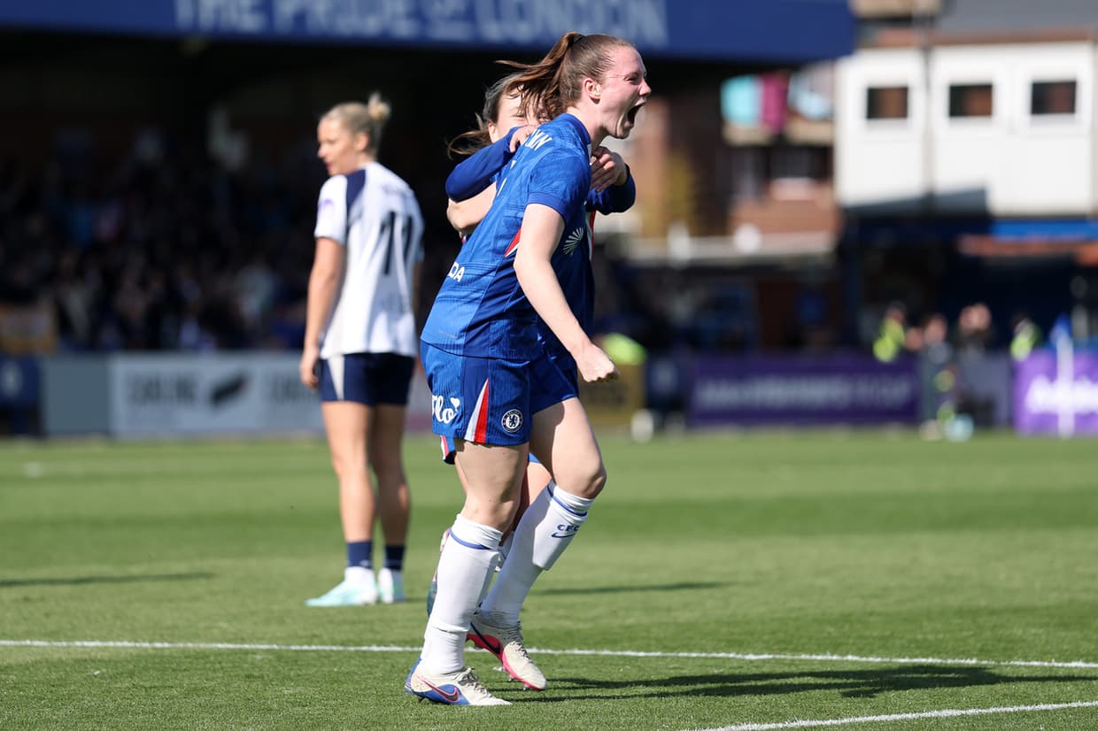 Buurman stunner books Chelsea's FA Cup semi-final spot