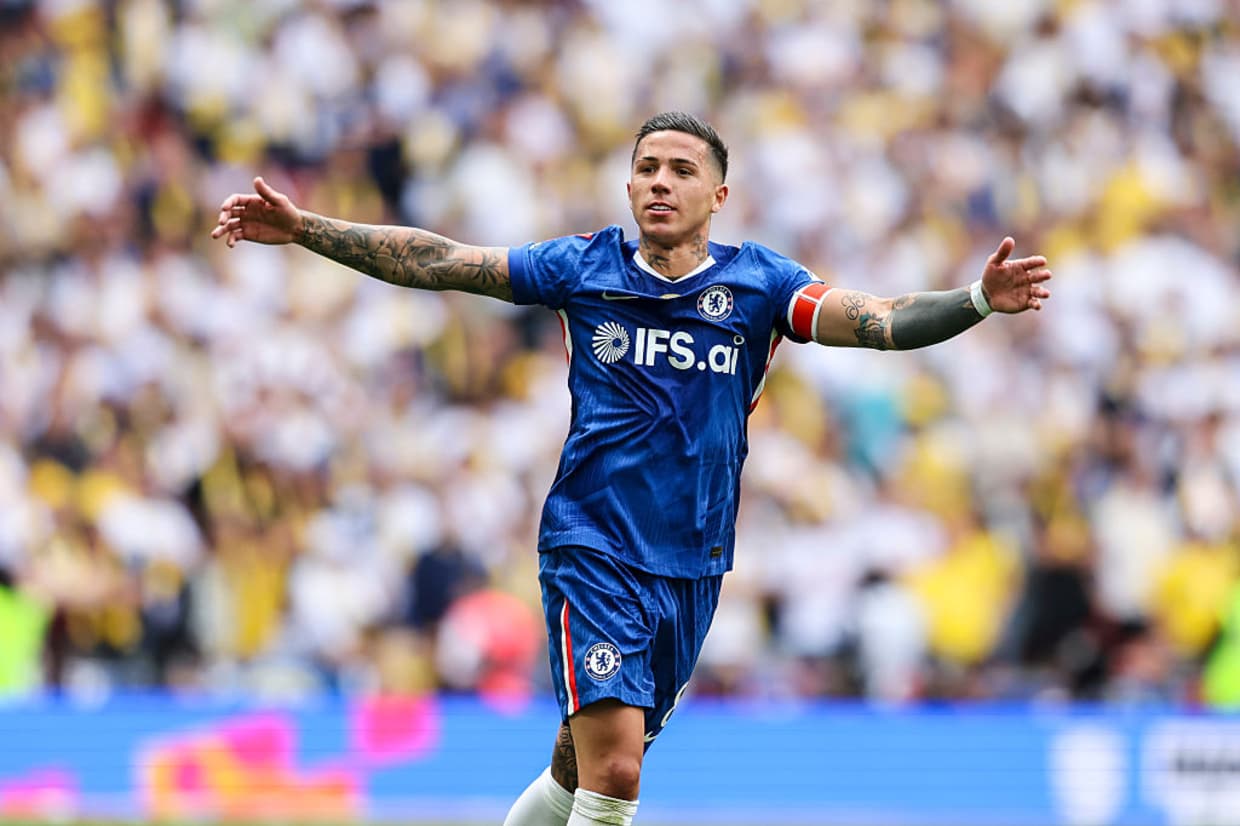 Enzo Fernández's header sees Chelsea set up FA Cup final with Man City