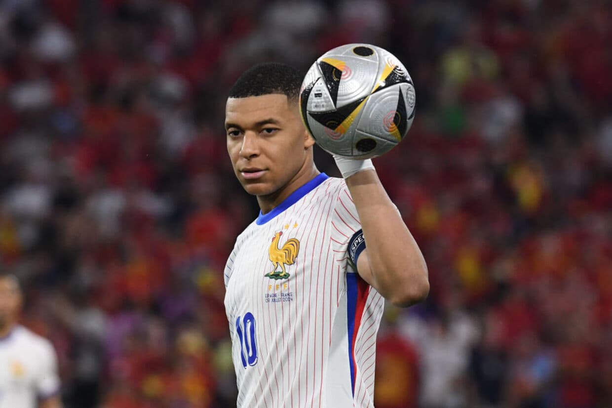 Mbappé says he is fully fit for Brazil clash and World Cup