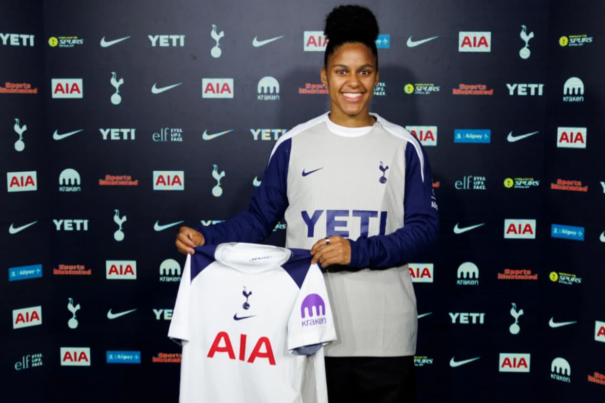 Spurs announce signing of Shekiera Martinez