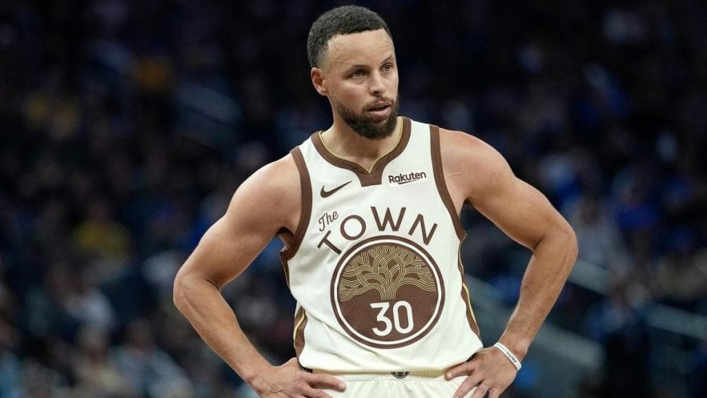 Stephen Curry Injury Update Provided After Missing Lakers Game