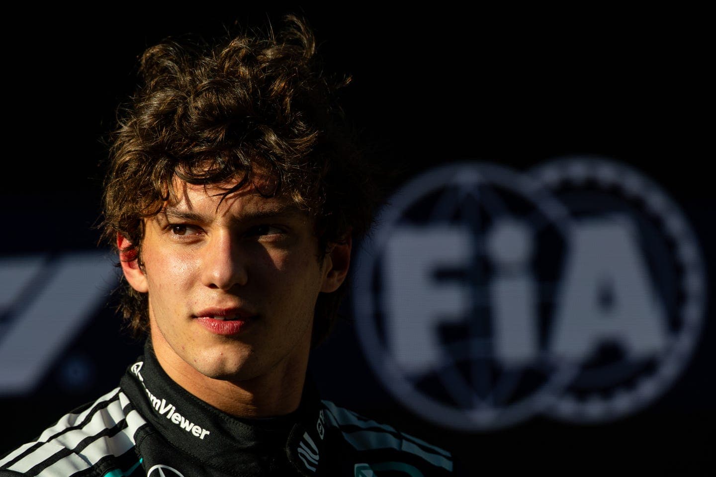 Mercedes' 21-year-old Kimi wins fastest lap in Chinese GP!