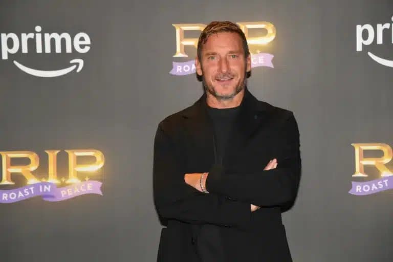 Roma reopen talks with Francesco Totti for ambassador role
