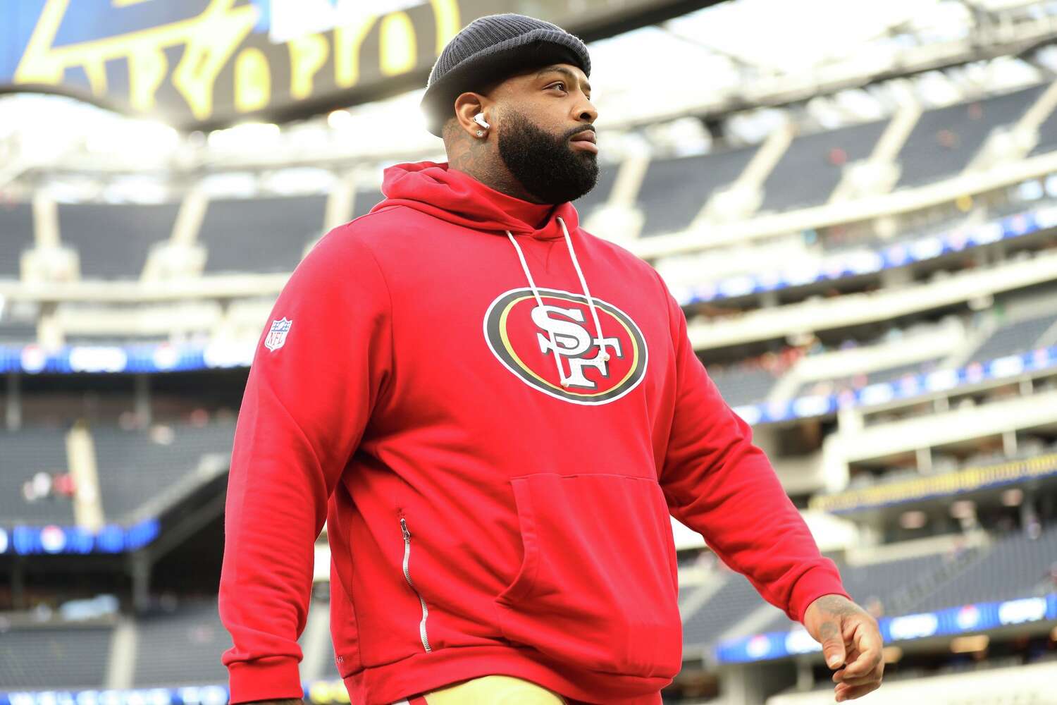 New Headline: Hamilton Surpasses Vettel in Historic Grand Prix at 38