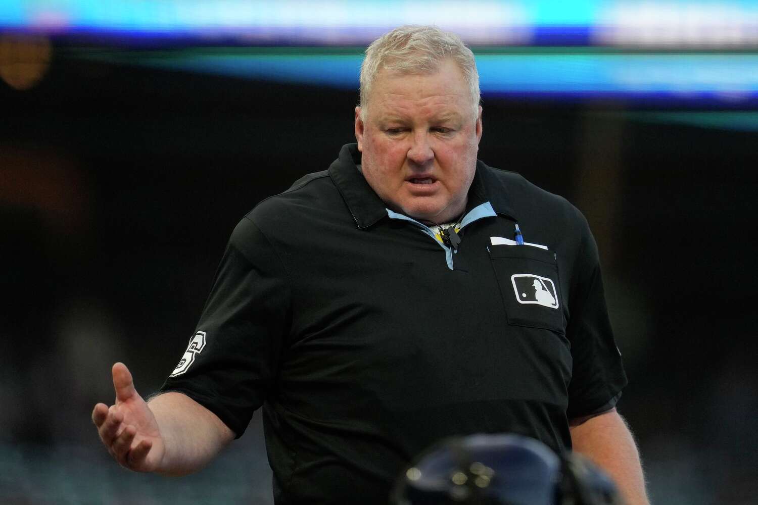 Ump caught on hot mic after Giants' Patrick Bailey's challenge: ‘Please be a strike'