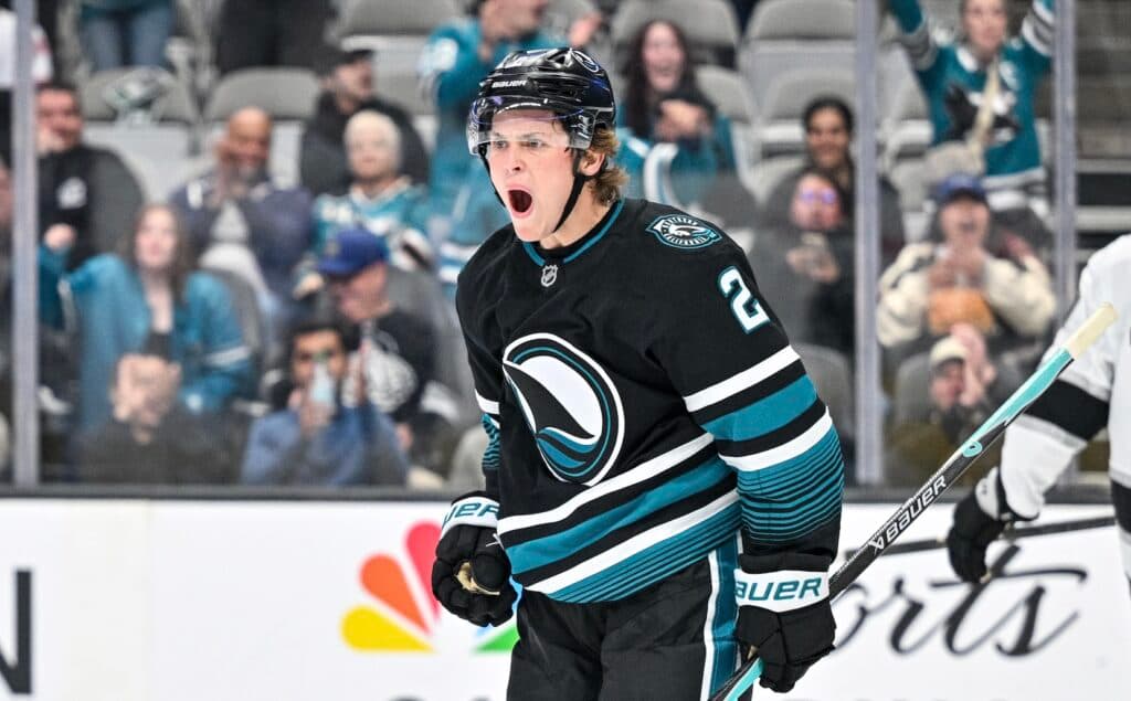 SJHN Daily: Smith Prank Backfires, Cuda Make Playoffs, Burns Plays 1,000th-Straight Game