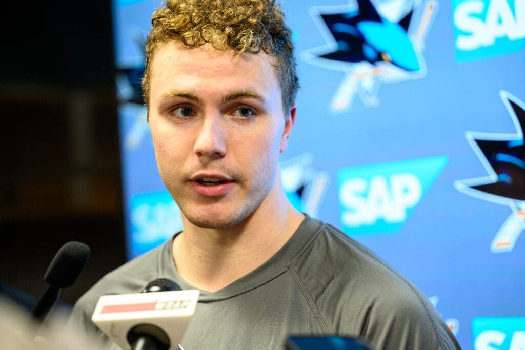 Wetsch Signs ELC With Sharks
