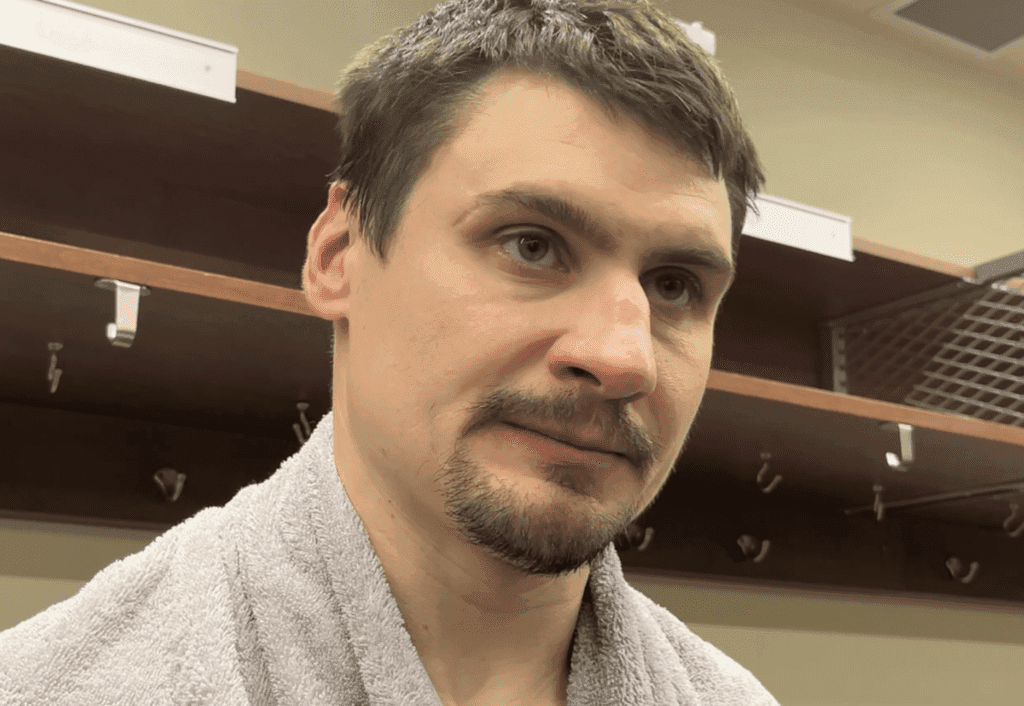 Sharks Locker Room: KISS