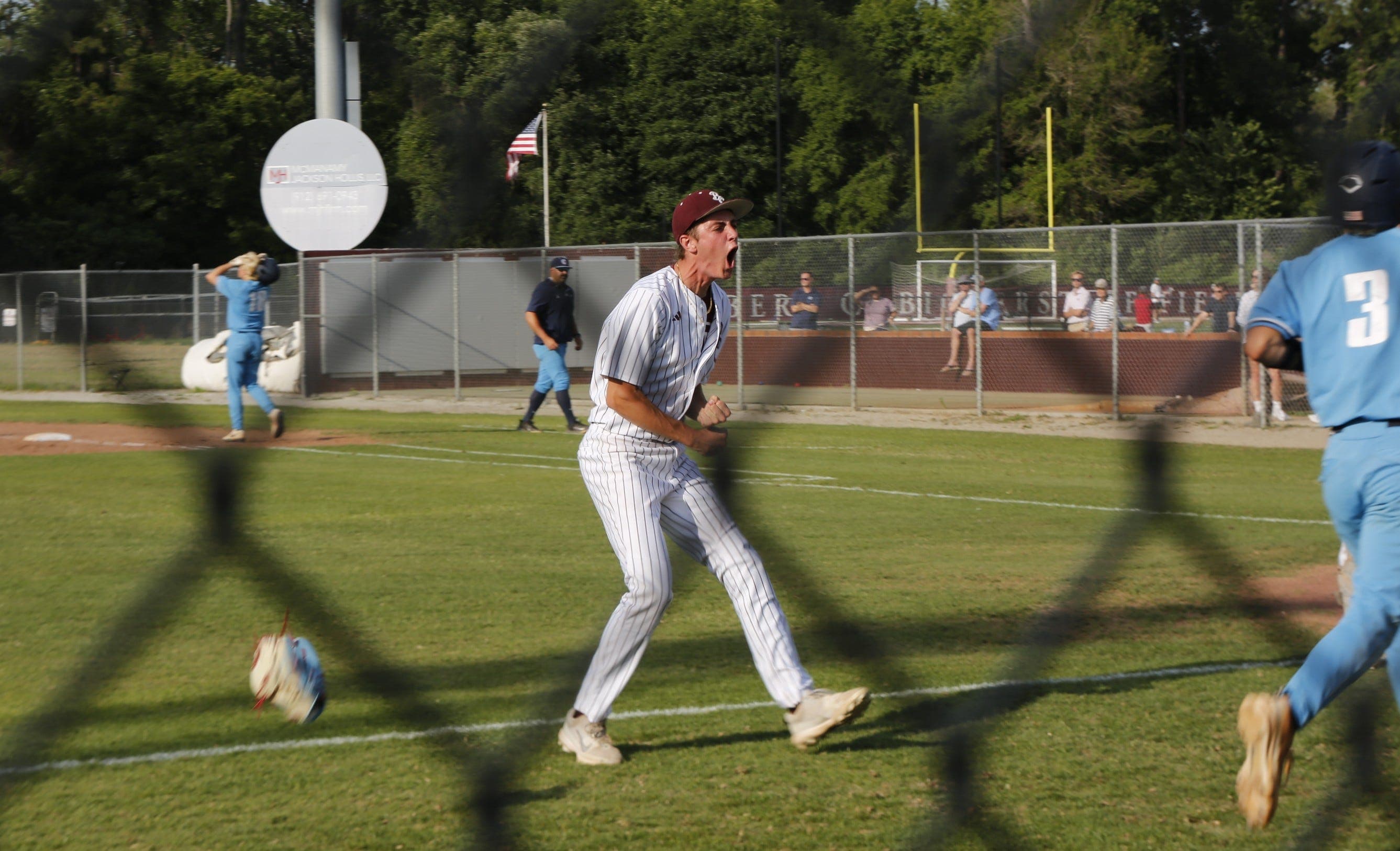 Benedictine baseball splits with Cambridge, setting up deciding Game 3