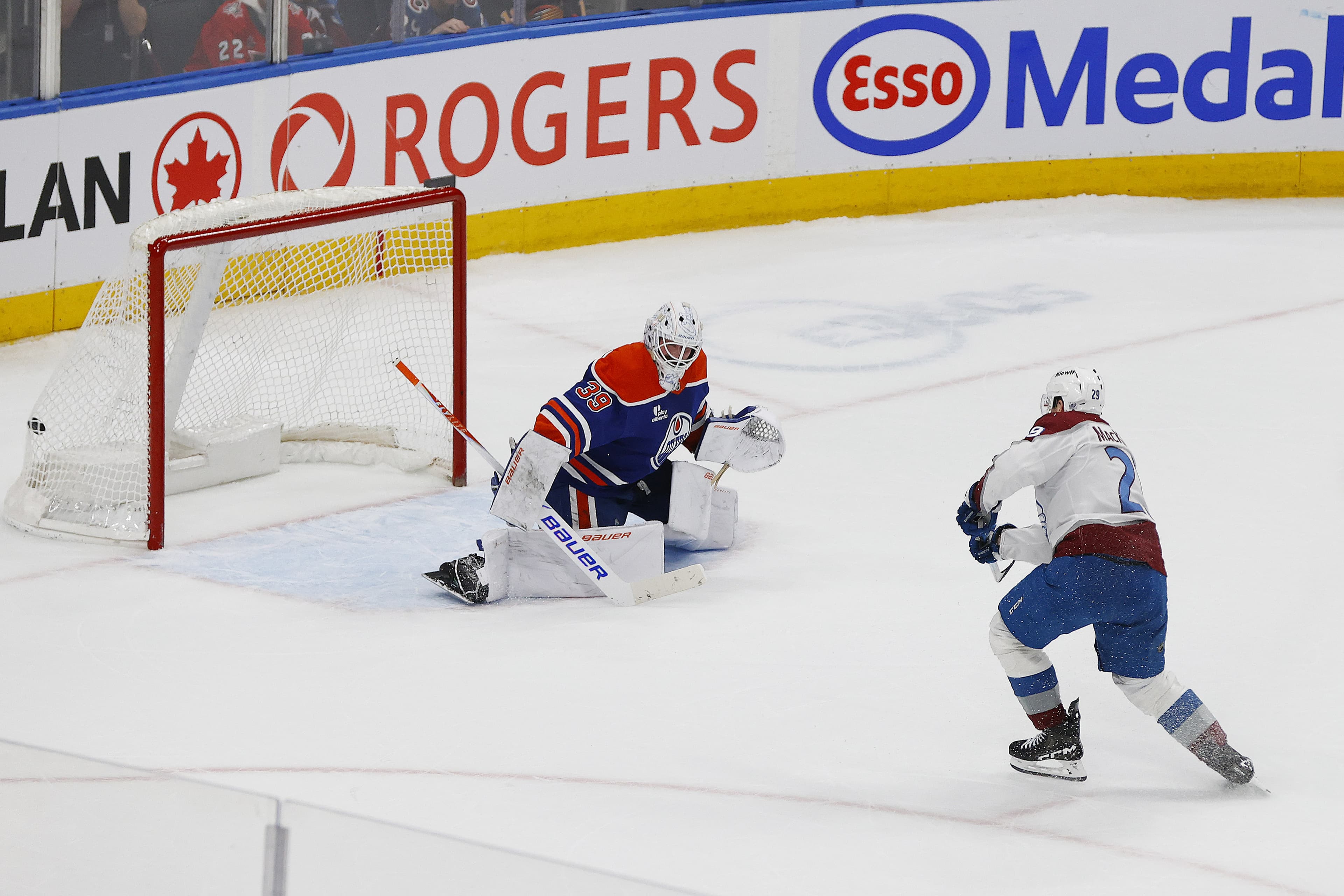 Recap: Avalanche steal extra point over Oilers in 2-1 shootout win