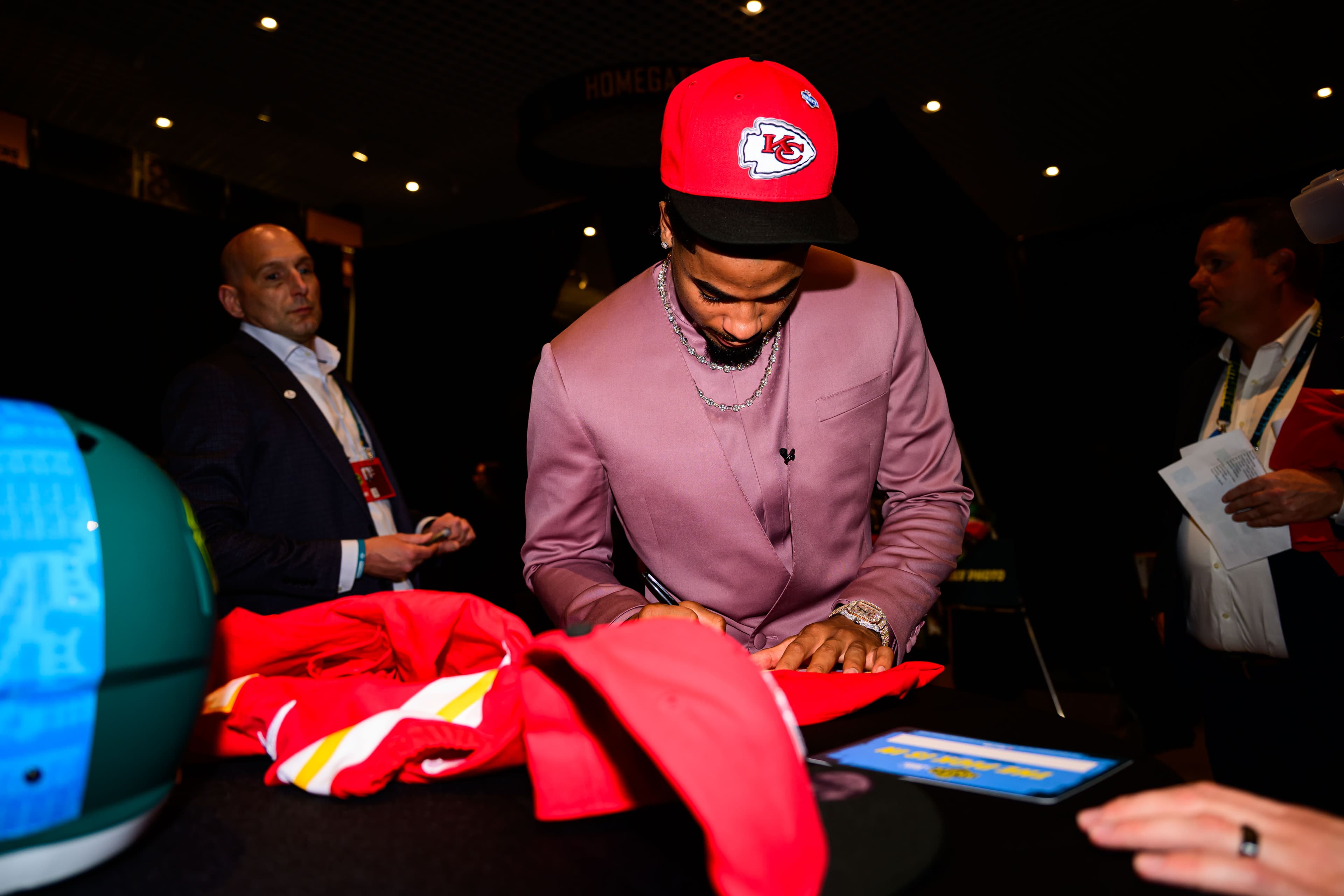 Chiefs News 4/30: ESPN ranks Mansoor Delane third-best pick of draft