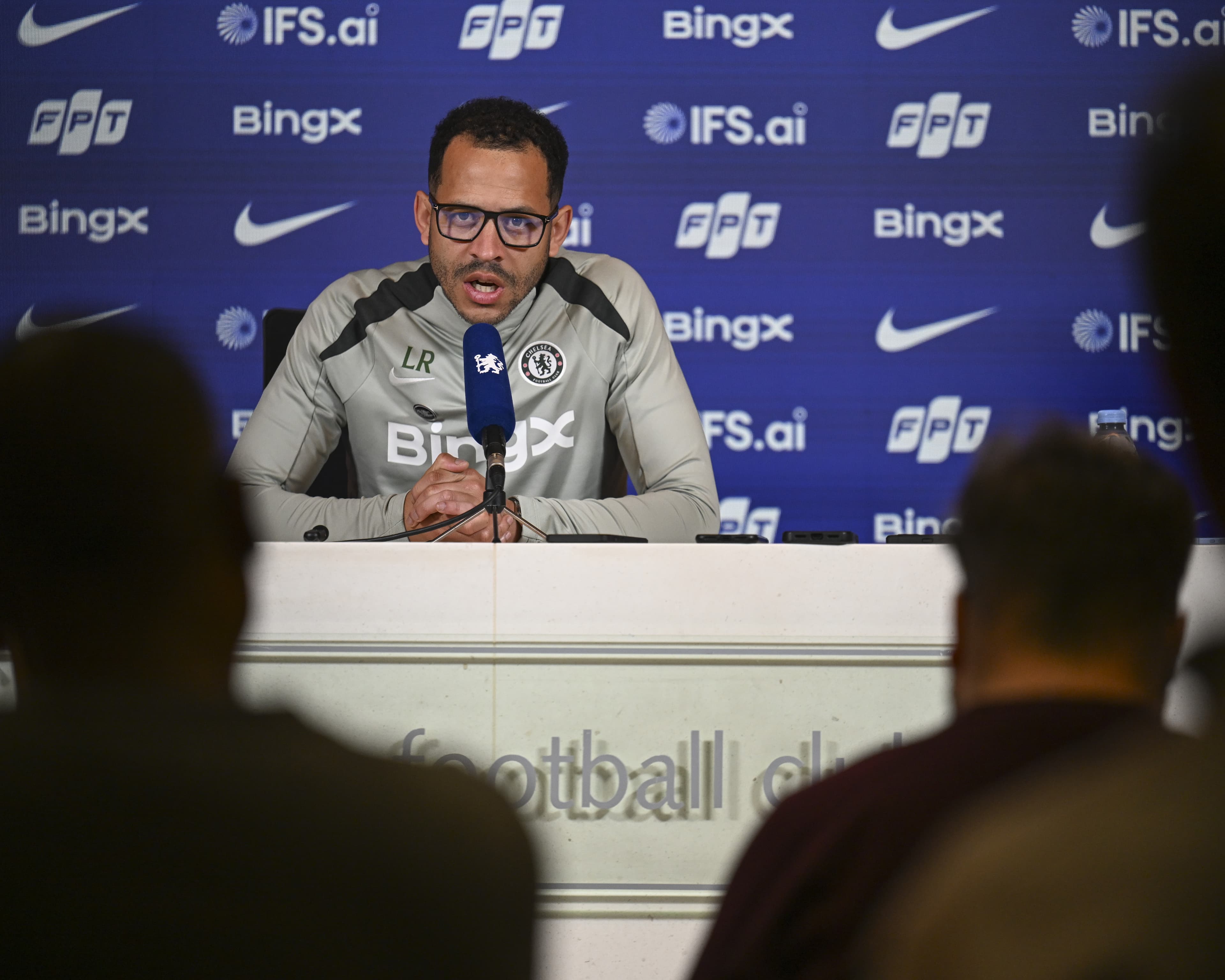 How should Chelsea line up against Manchester United to break out of this losing streak?