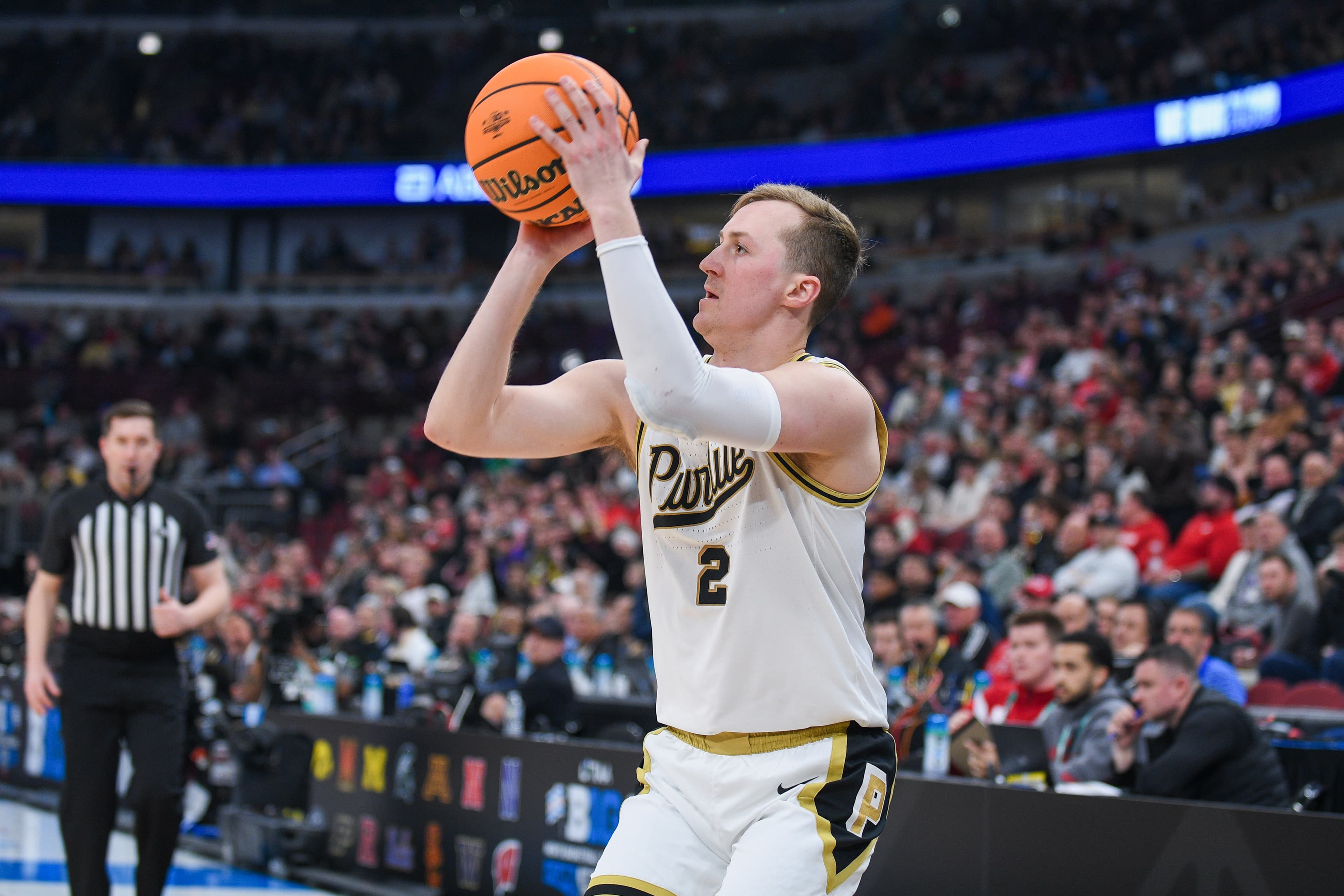 Epic clash ahead! Royals will dominate in nail-biting playoffs tonight!