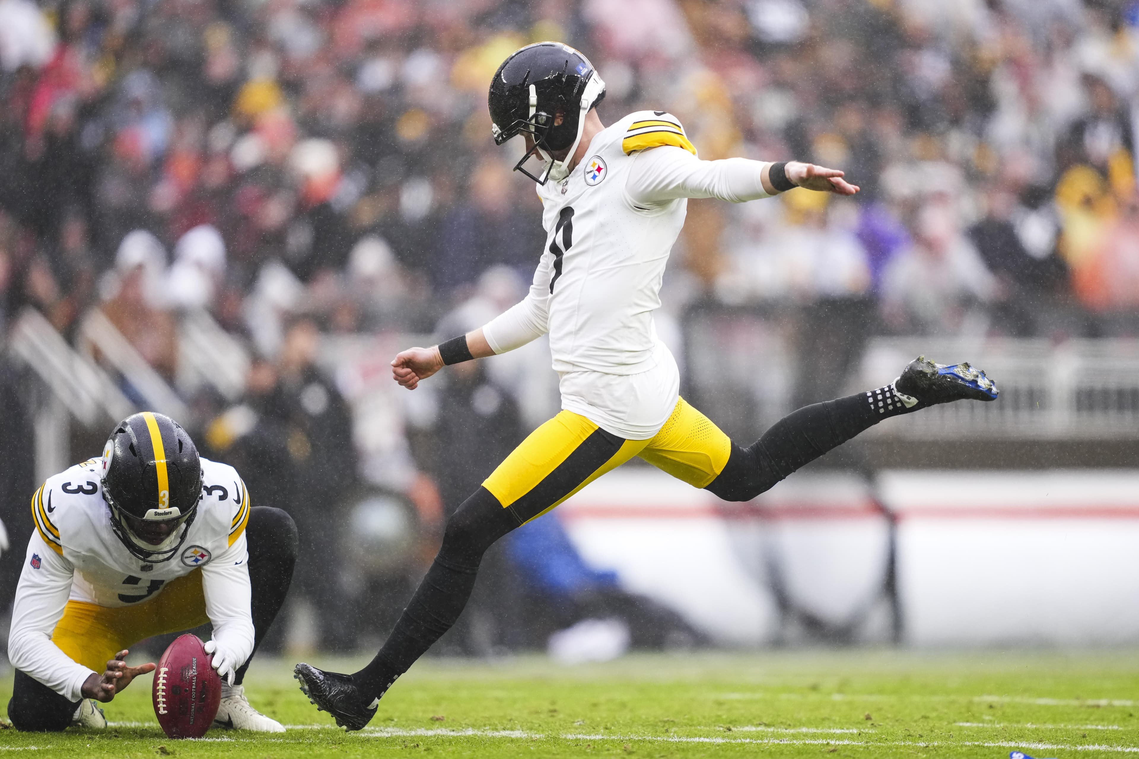 Saturday Night Open Thread: The Whole 9 Yard Sales