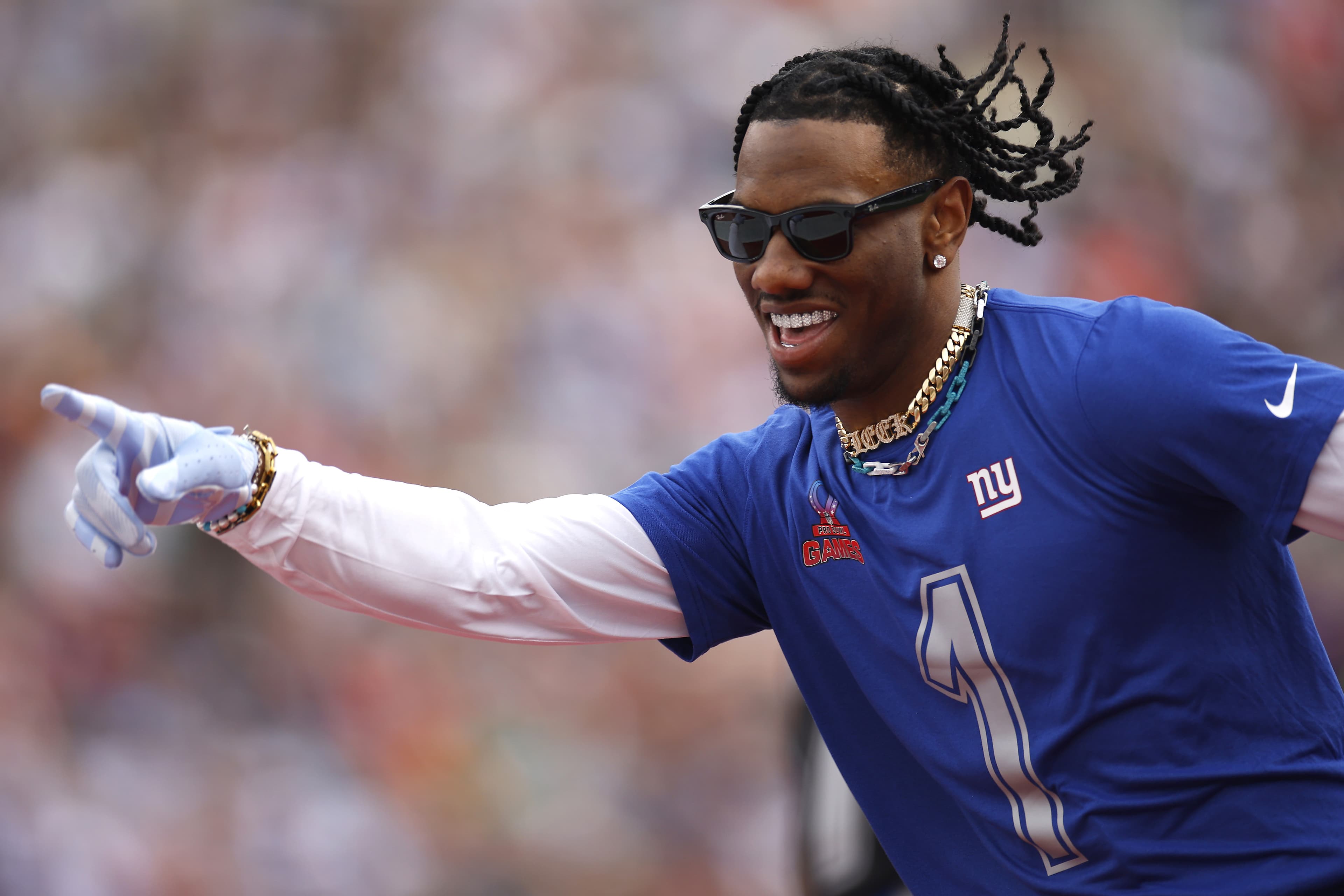 Star receiver could miss Rams game in Week 2