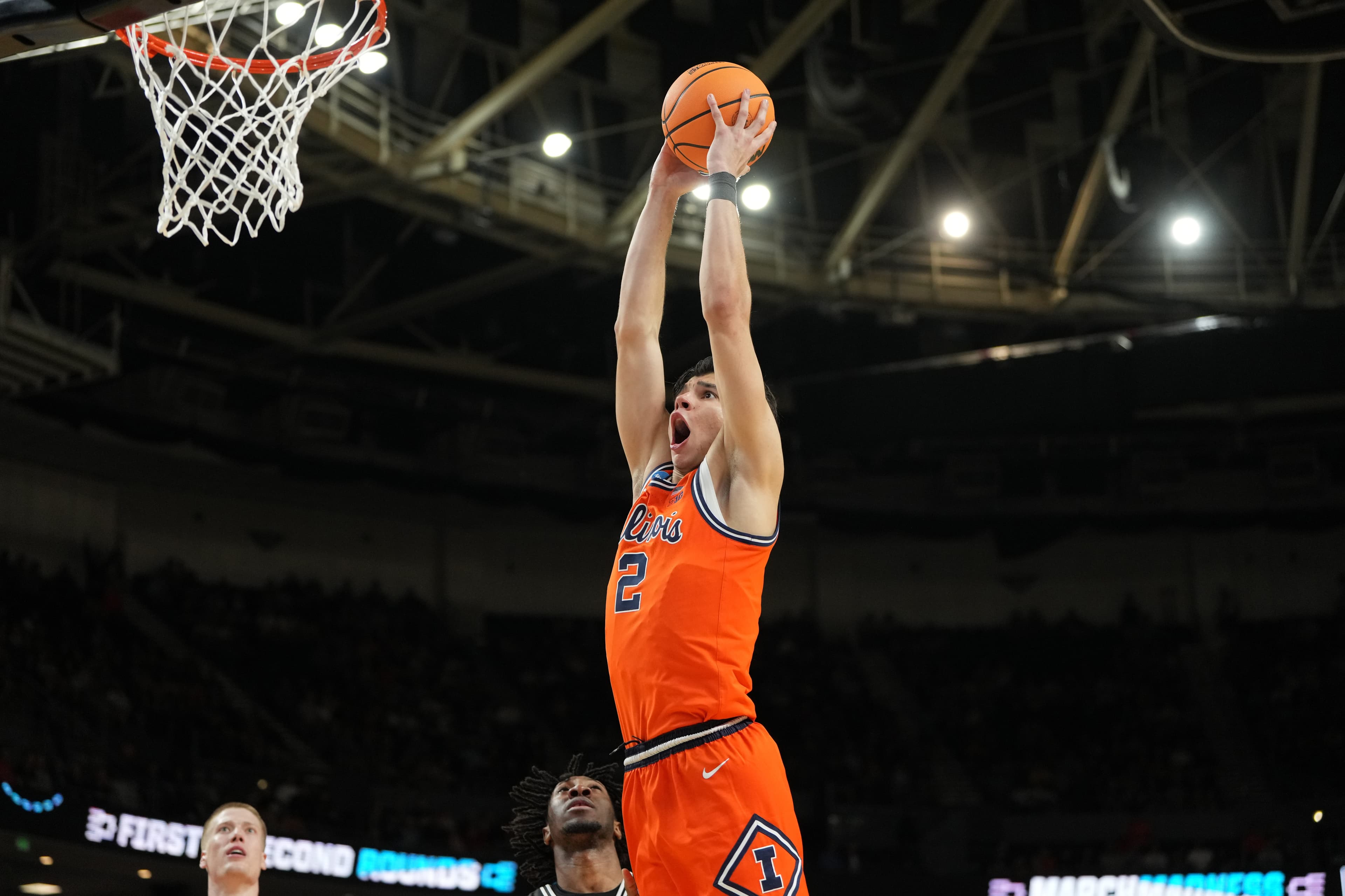 Stojakovic stars as bench piece while Illinois cruises to a Sweet Sixteen berth